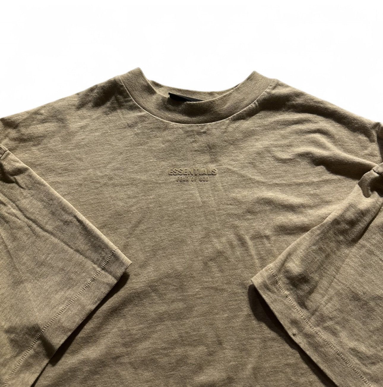 Essentials Essentials Fear Of God heavyweight tee authentic size medium Size US M / EU 48-50 / 2 - 1 Thumbnail
