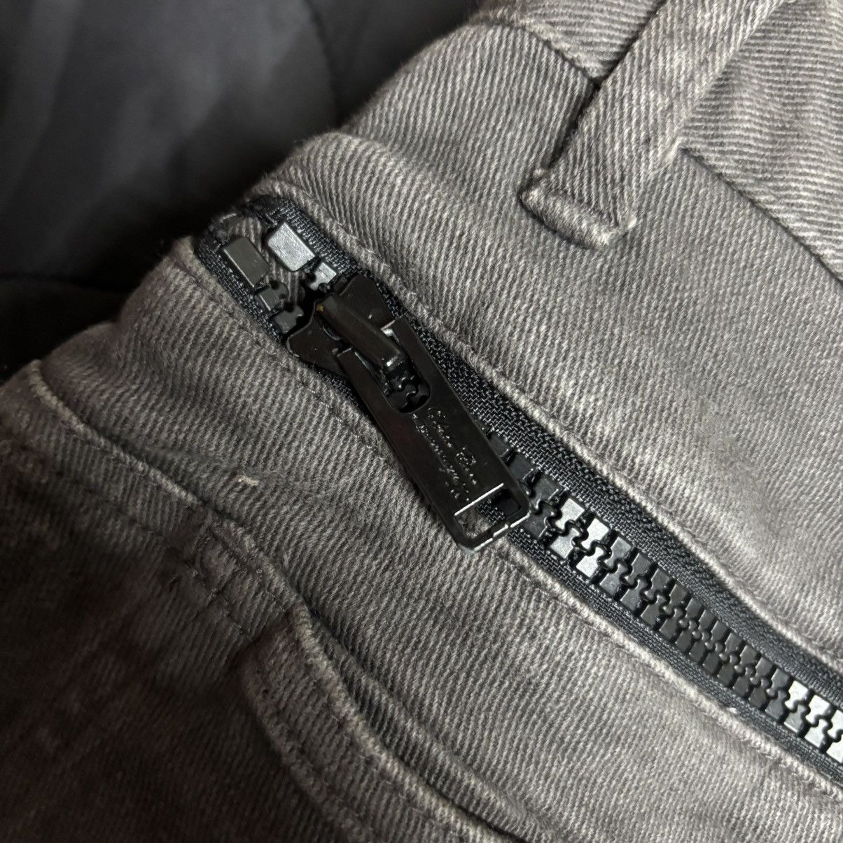 Undercover Undercover distressed Size US 30 / EU 46 - 4 Thumbnail