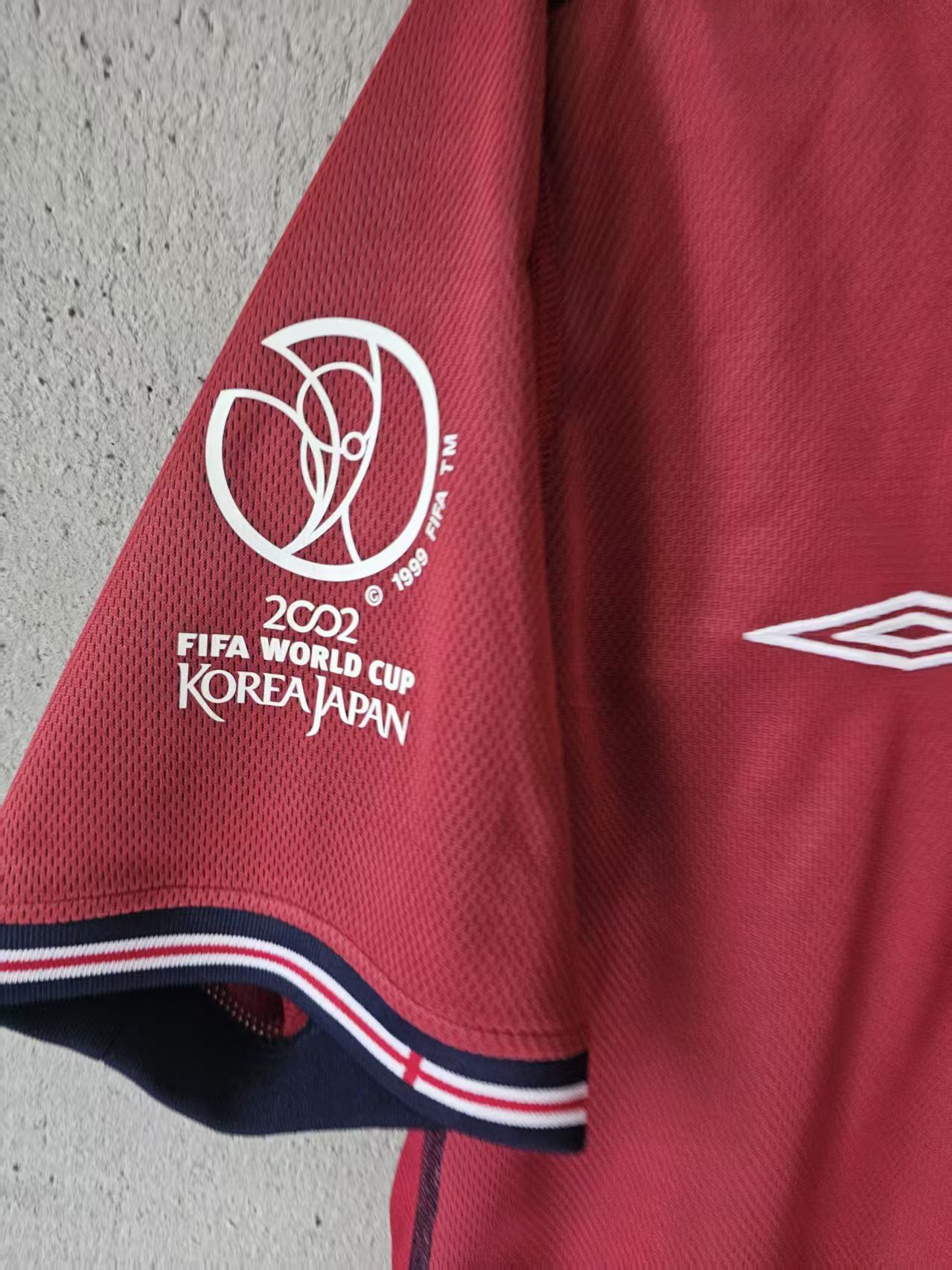 Other 2002 England #7 David Beckham Jersey Red Size US S / EU 44-46 / 1 - 3 Thumbnail