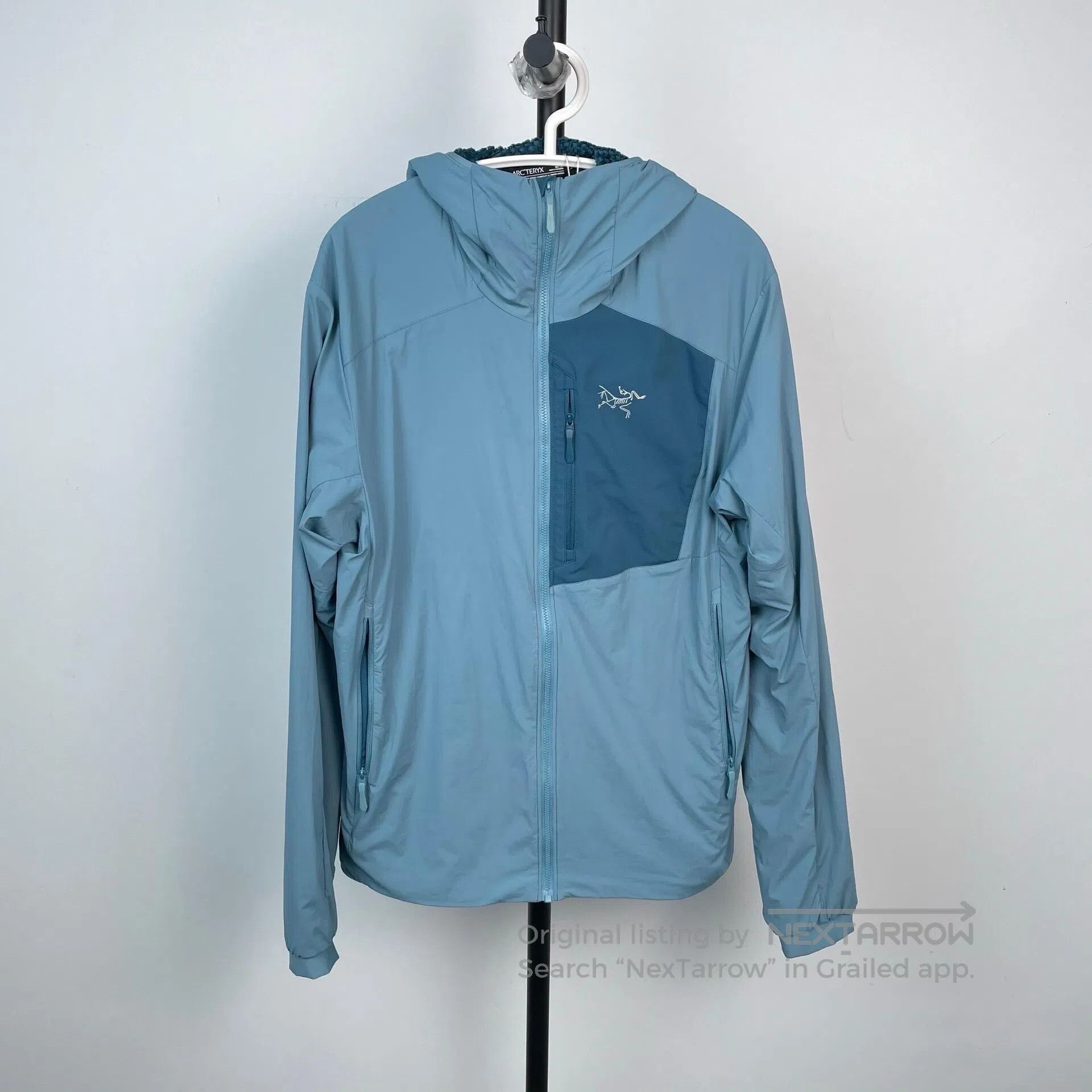 Arc'teryx Arc'teryx Bamboo moon blue lightweight windproof| Size US M / EU 48-50 / 2 - 1 Thumbnail