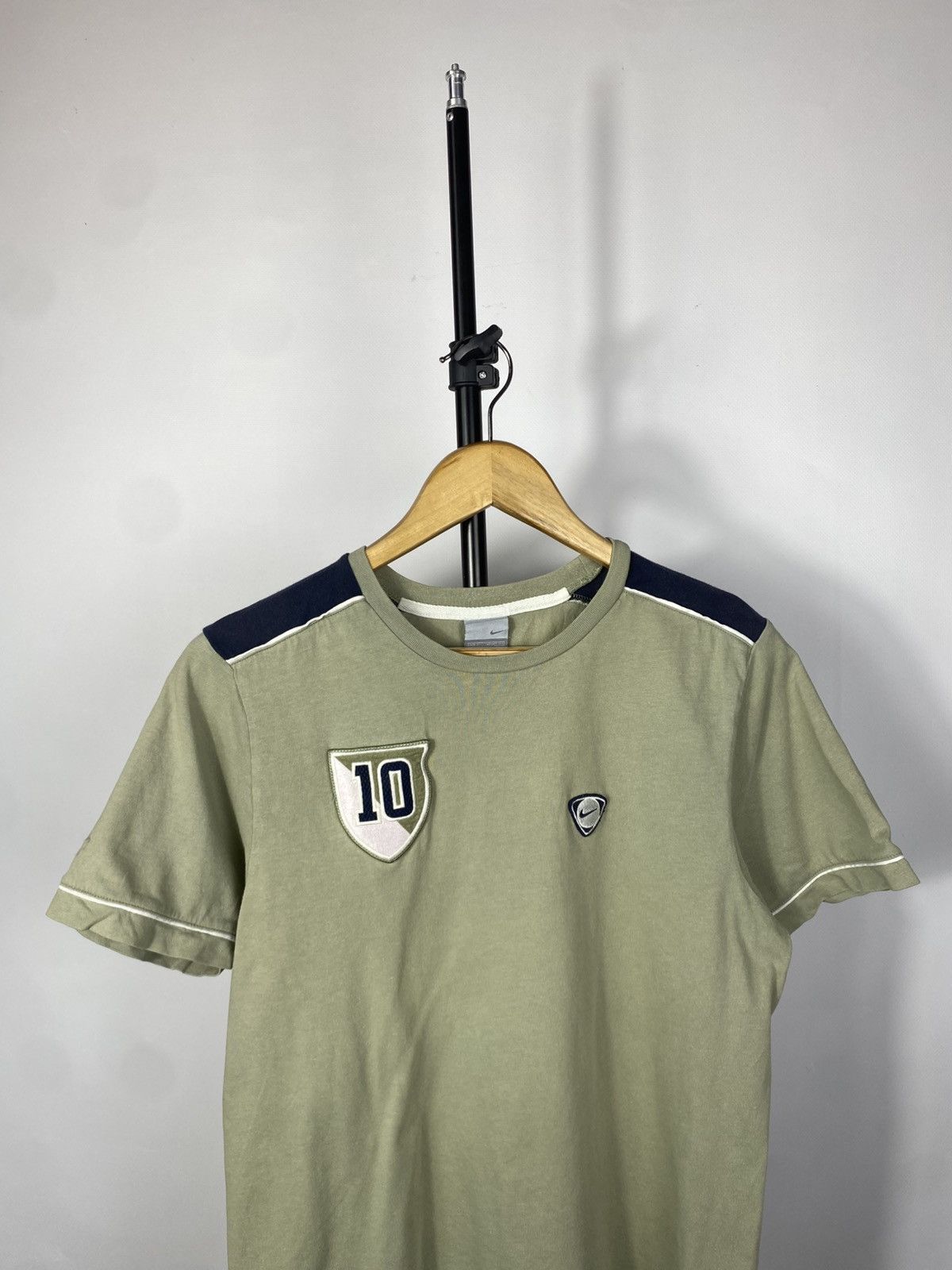 Nike × Vintage 90s Nike Swoosh Vintage Y2K Retro Tn Tee T-Shirt Size US S / EU 44-46 / 1 - 3 Thumbnail