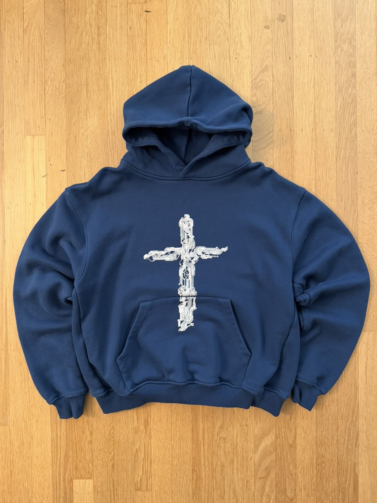Other RARE Y2K Cross Print Cropped Boxy Hoodie Size US S / EU 44-46 / 1 - 1 Thumbnail