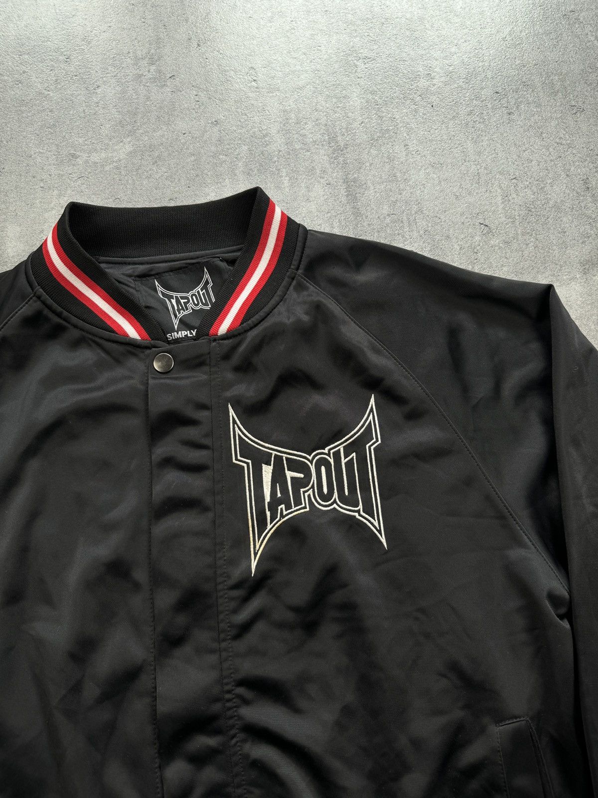 Tapout × Vintage Tapout Boxing Bomber Black light jacket logo vintage rap y2k Size US M / EU 48-50 / 2 - 3 Thumbnail