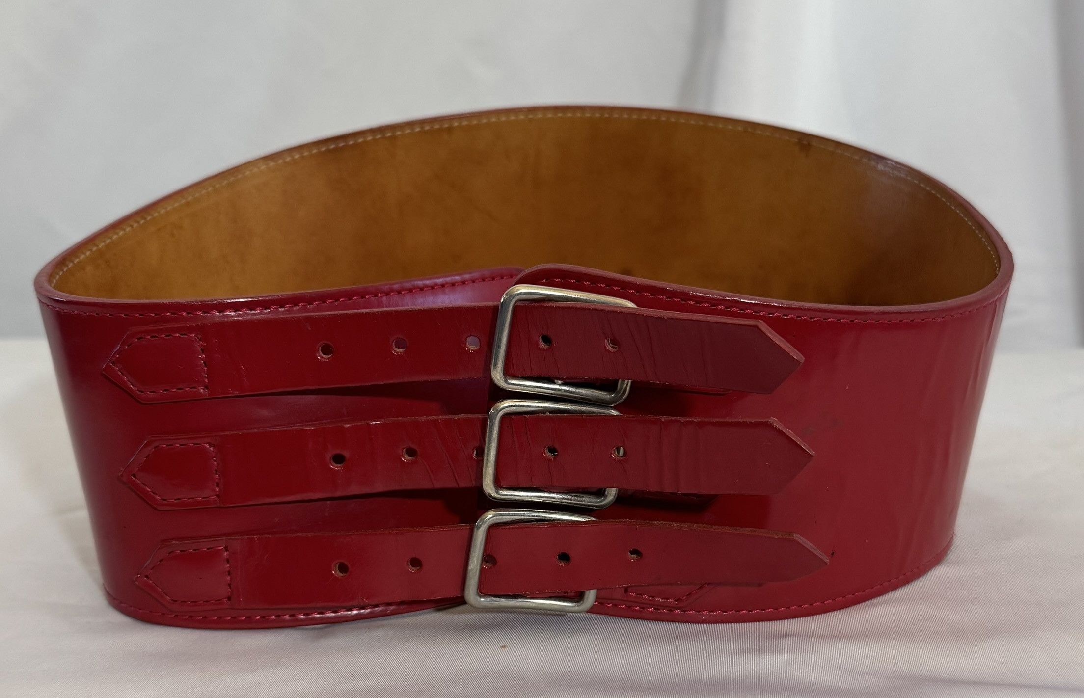 Maison Margiela COMME des GARÇONS Red Leather Wrestling Belt Corset Size ONE SIZE - 6 Thumbnail