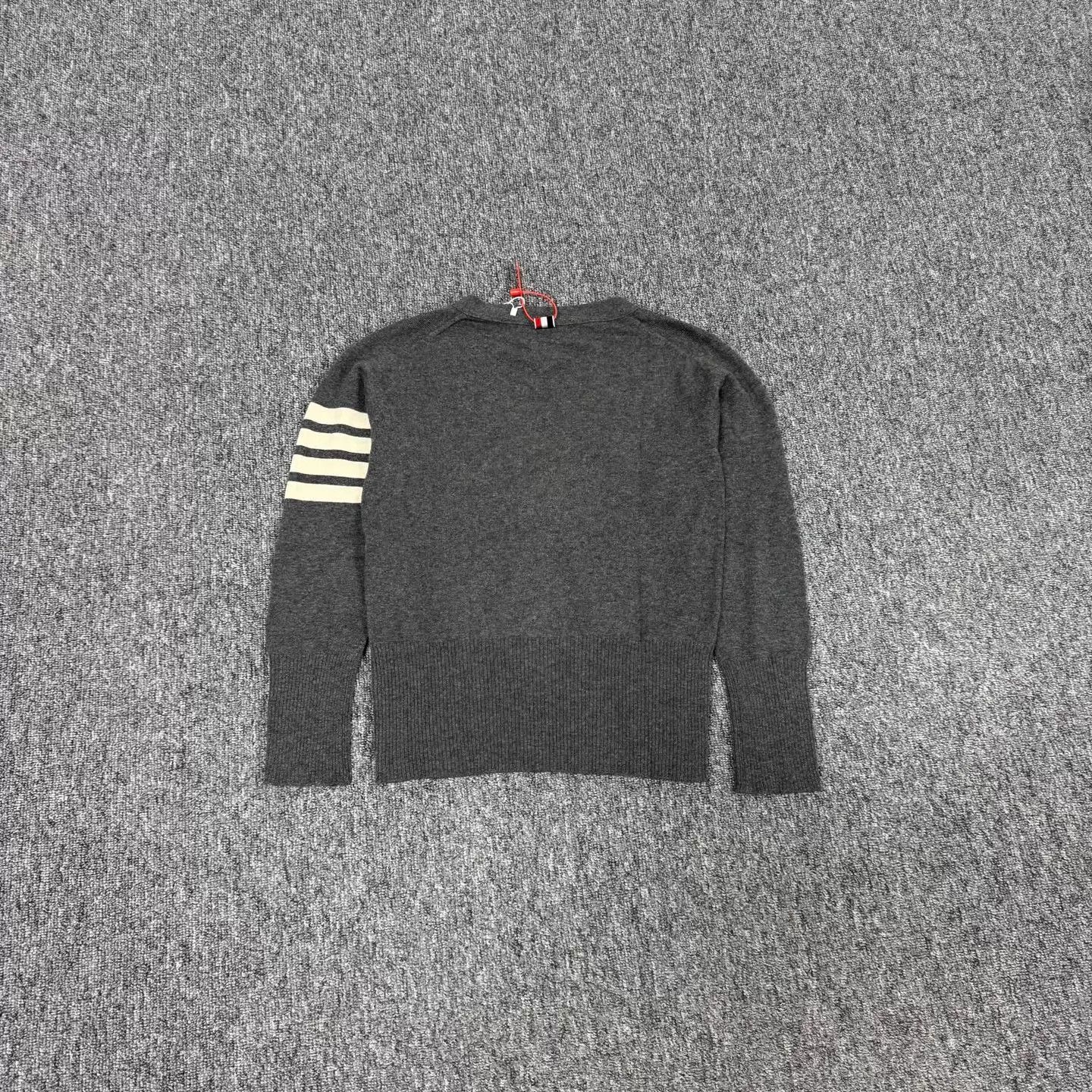 Thom Browne Thom Browne 4-Bar Stripe Gray Cashmere Cardigan 0 99 New Size US XS / EU 42 / 0 - 2 Thumbnail