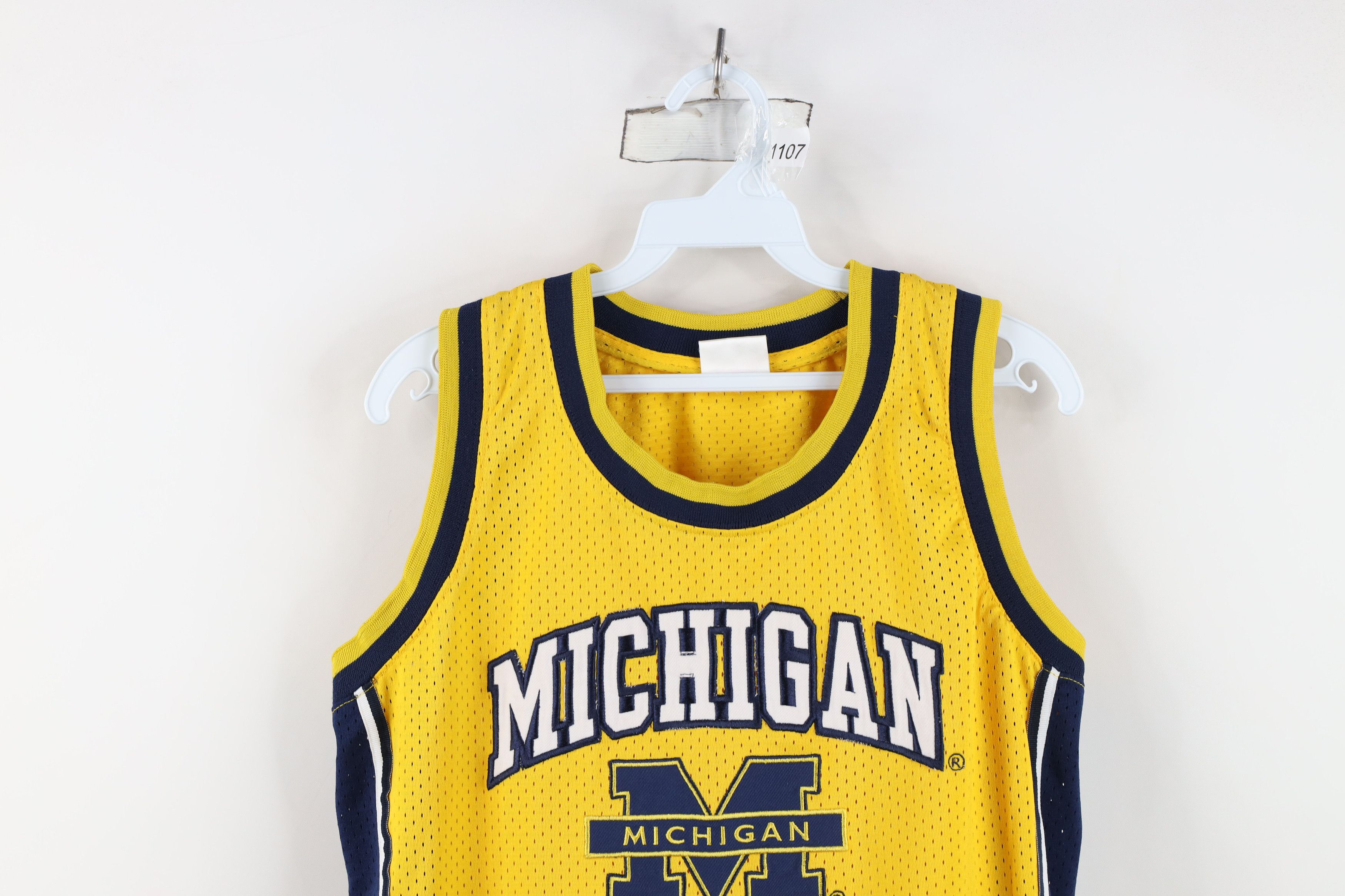 Vintage Vintage 90s University of Michigan Basketball Jersey Mesh Size US S / EU 44-46 / 1 - 2 Thumbnail