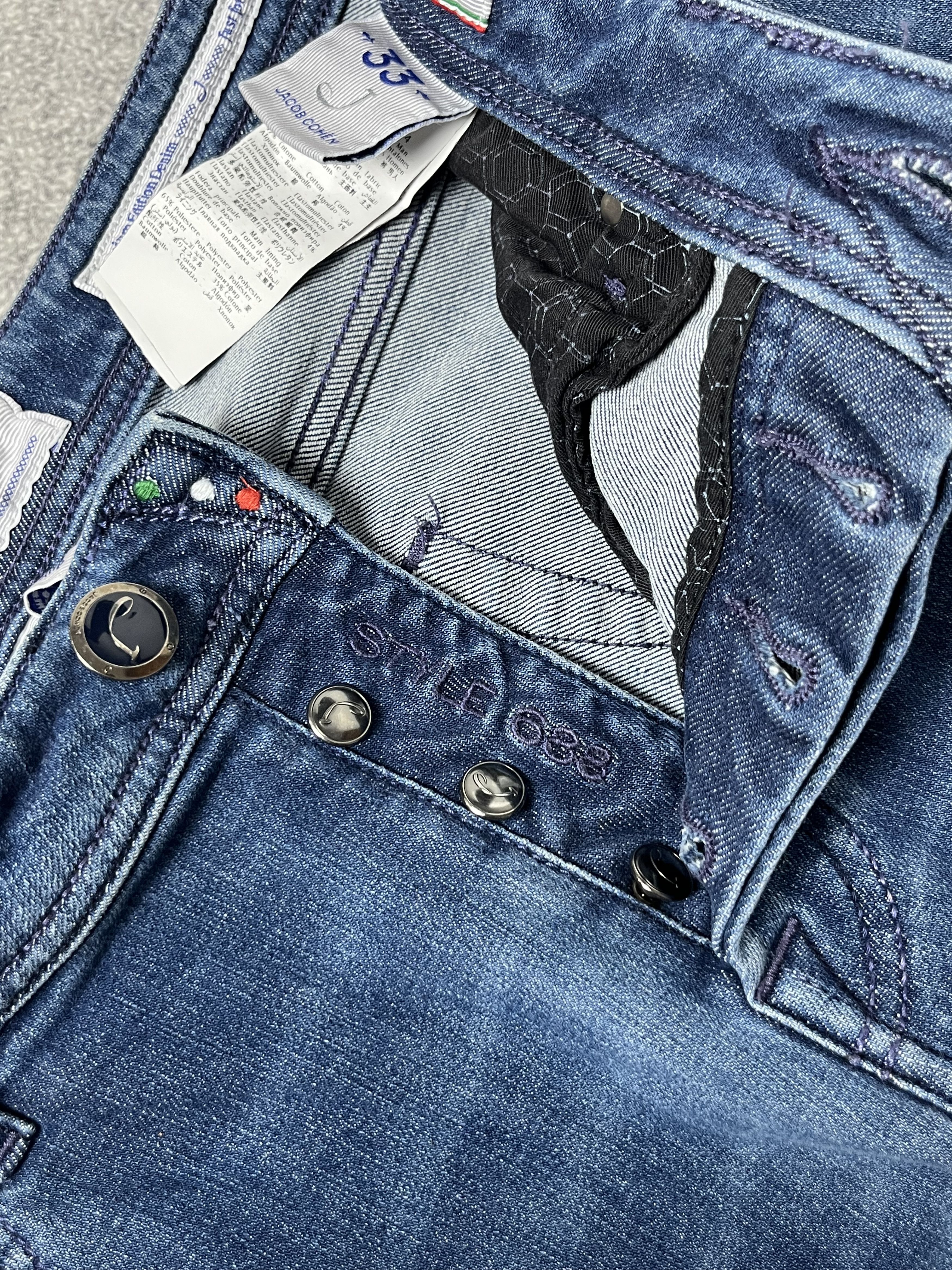 Jacob Cohen 🔥Jacob Cohen Style 688 Premium Denim Jeans Straight Fit Size US 33 - 10 Thumbnail