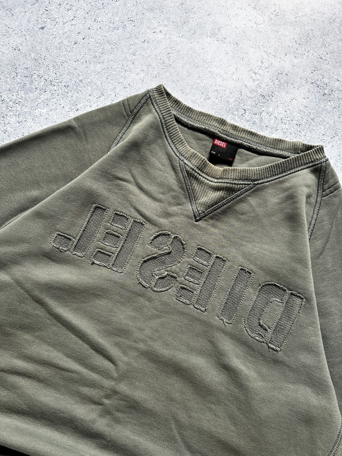 Diesel × Vintage Vintage Diesel Reversed Logo Sweatshirt Olive Spellout Faded Size US L / EU 52-54 / 3 - 4 Thumbnail