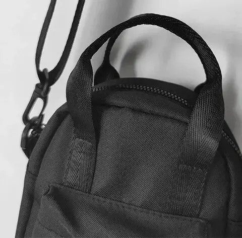 Japanese Brand Retro y2k mini pouch bag crossbody bag aesthetic Size ONE SIZE - 3 Thumbnail