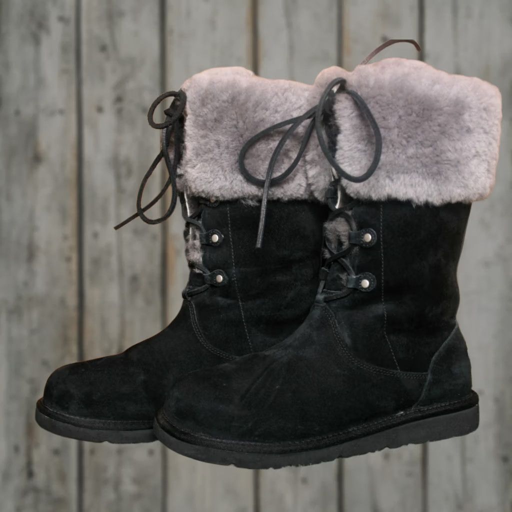 Ugg UGG Montclair Black Suede Sheepskin Shearling Cuff Lined Winter Boots Sz. 9 Women Subtle Signs Of Wear Leather Uppers Boots Mens Womens Girls? Size US 8 / IT 38 - 1 Thumbnail