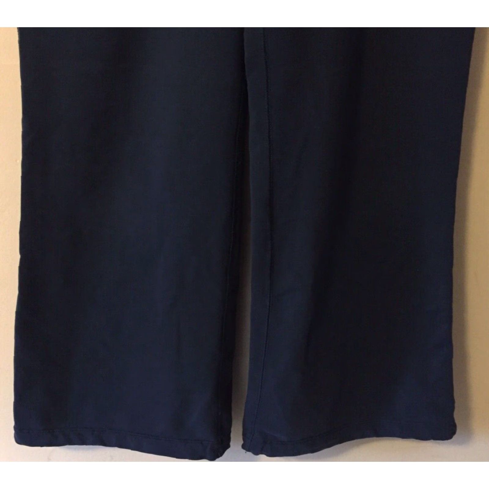 Nike NIKE Fit Dry Black Yoga Pants XS 30-33 Inseam 27.5 Drawstring Mid-rise Women's Yoga Pants Size 26" / US 2 / IT 38 - 3 Thumbnail