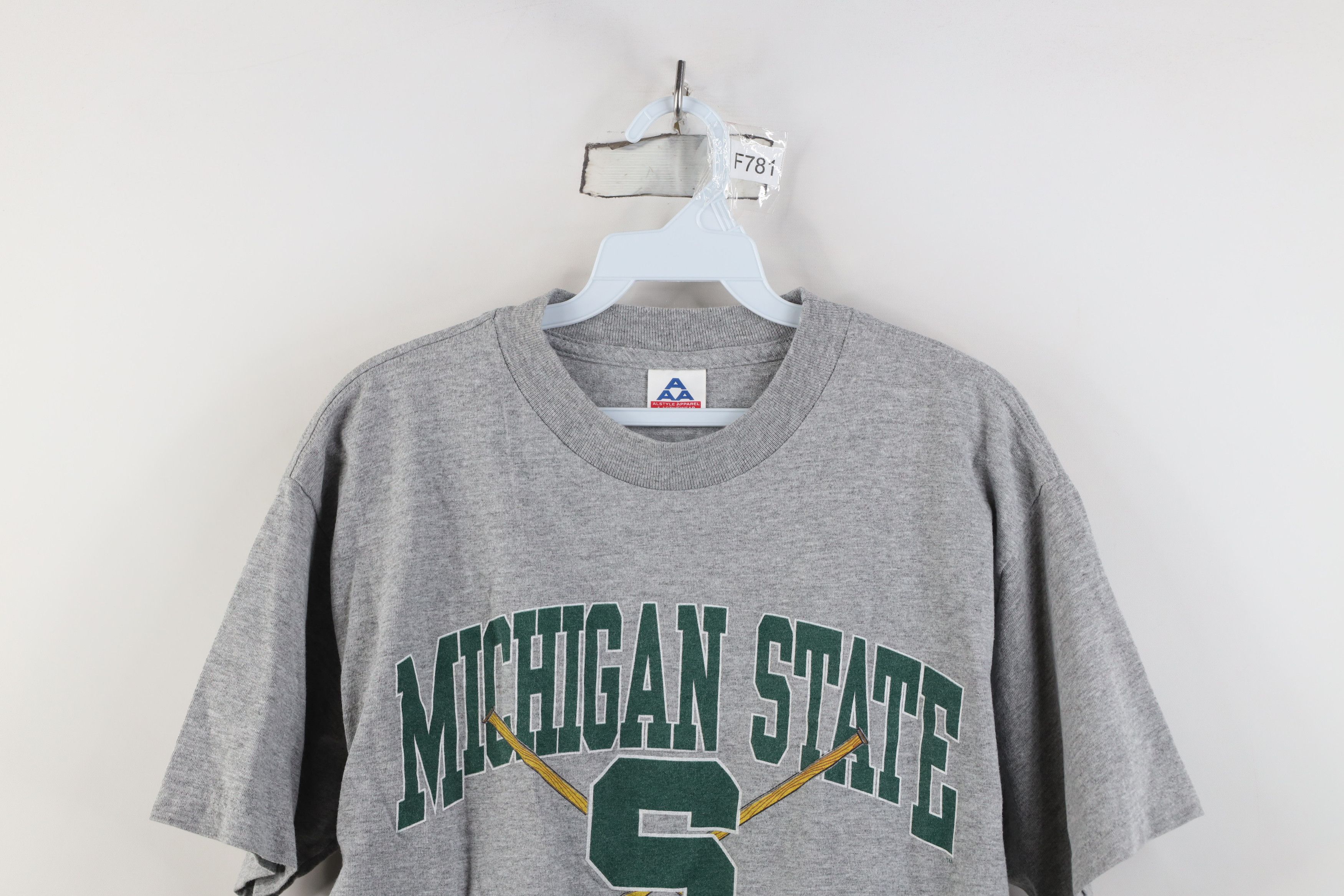 Vintage Vintage 90s Spell Michigan State University Hockey T-Shirt Size US M / EU 48-50 / 2 - 2 Thumbnail