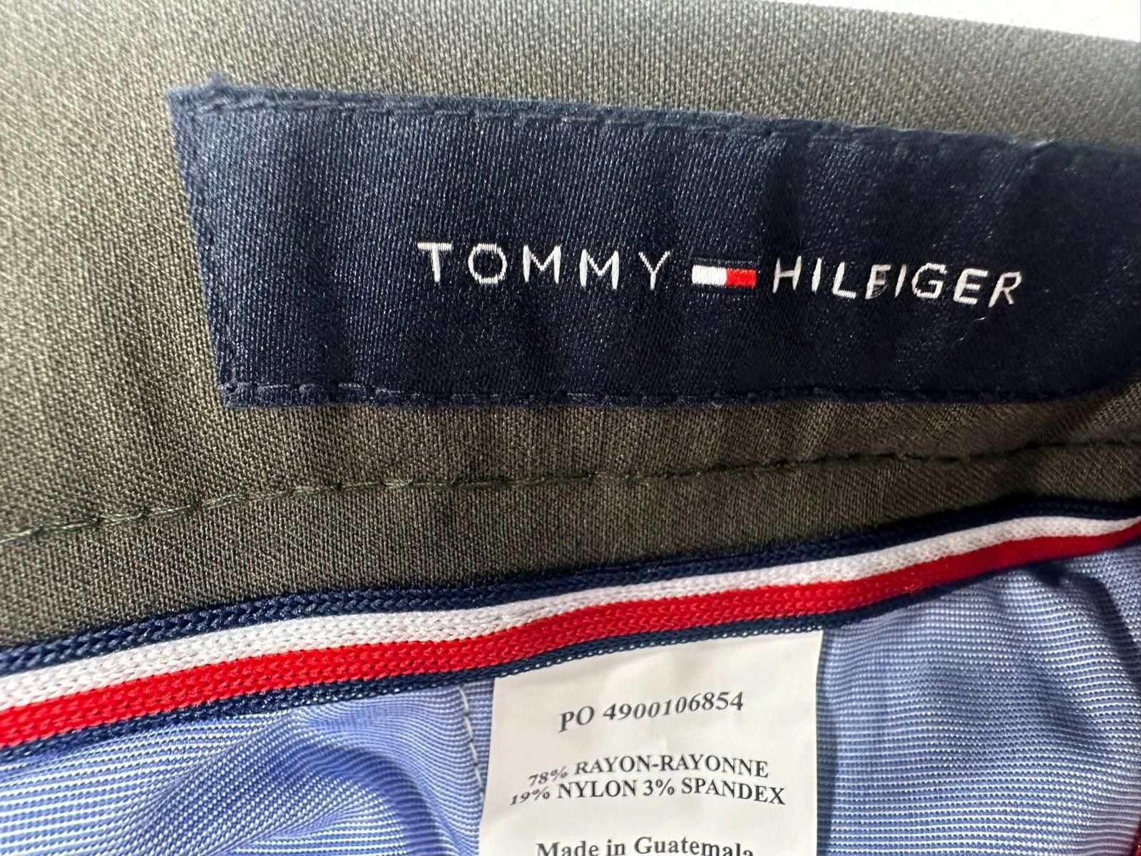 Tommy Hilfiger Tommy Hilfiger Flat Straight Leg Chinos Green Men's 42/30 Size US 42 / EU 58 - 7 Thumbnail