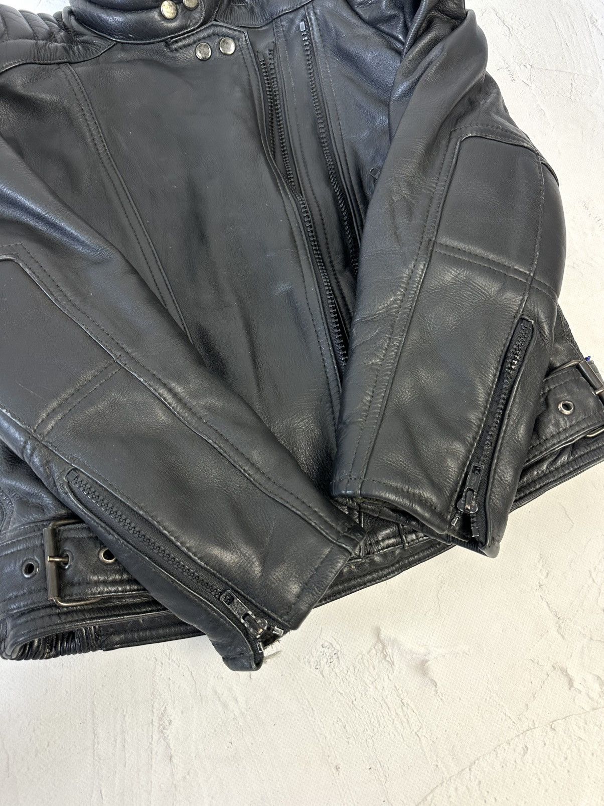 Vintage Vintage Black Leather Biker Zipper Jacket Size US S / EU 44-46 / 1 - 5 Thumbnail
