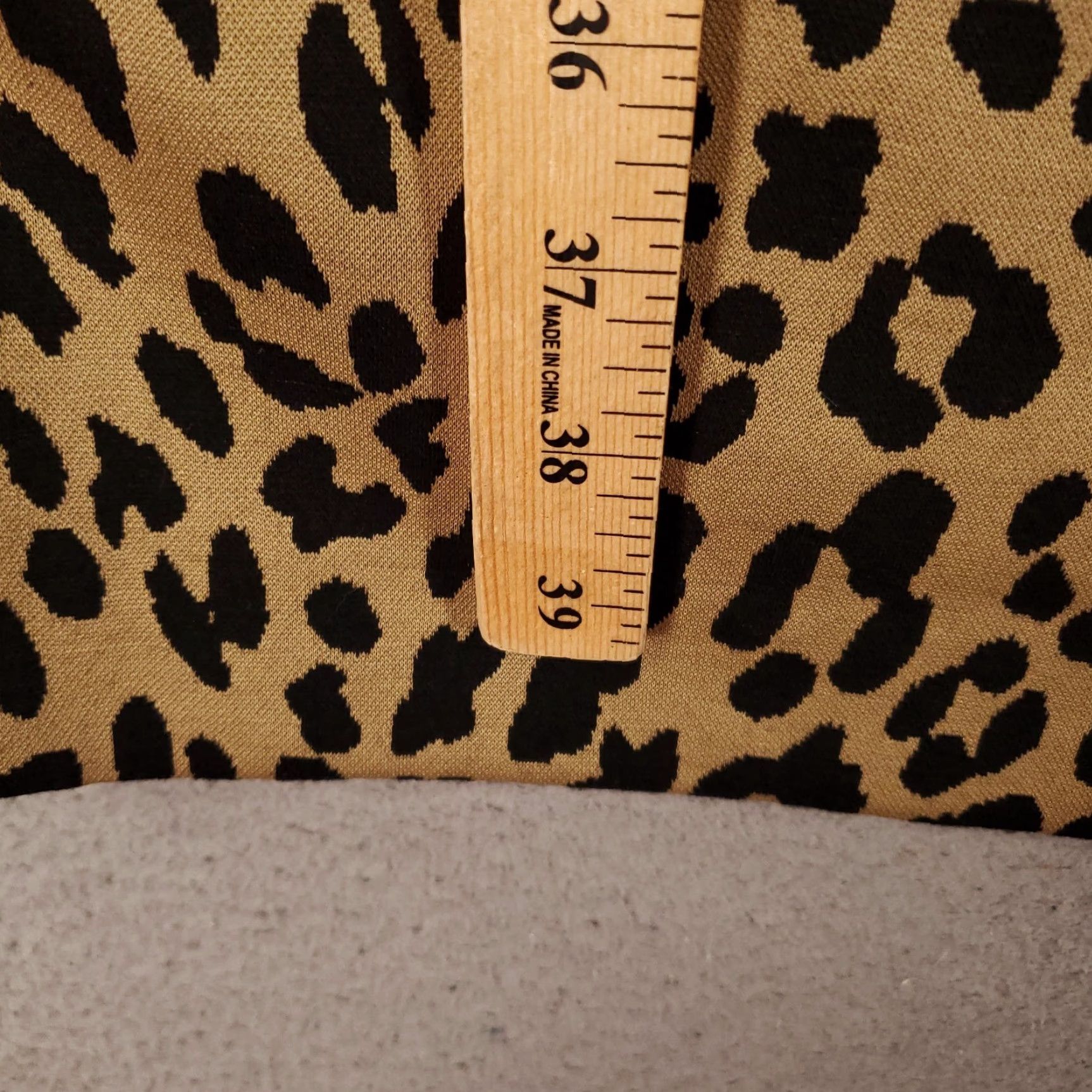 Old Navy New Womens Animal Print Dress Size 14 Knee Length Leopard Pullover NWT Old Navy V-Neck Sleeveless Shift Casual Multicolor Short Dress Womens Size XL / US 12-14 / IT 48-50 - 3 Thumbnail