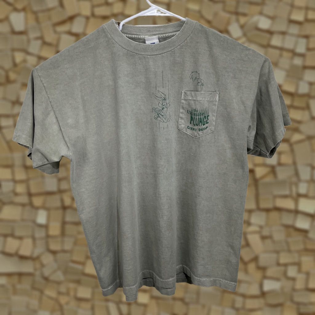 Vintage VINTAGE Six Flags Park T Shirt XXL Road Runner Looney Tunes Murina Gray Cotton Crew Neck Short Sleeve Men 1980s Carrier Shirt Size US XXL / EU 58 / 5 - 1 Thumbnail