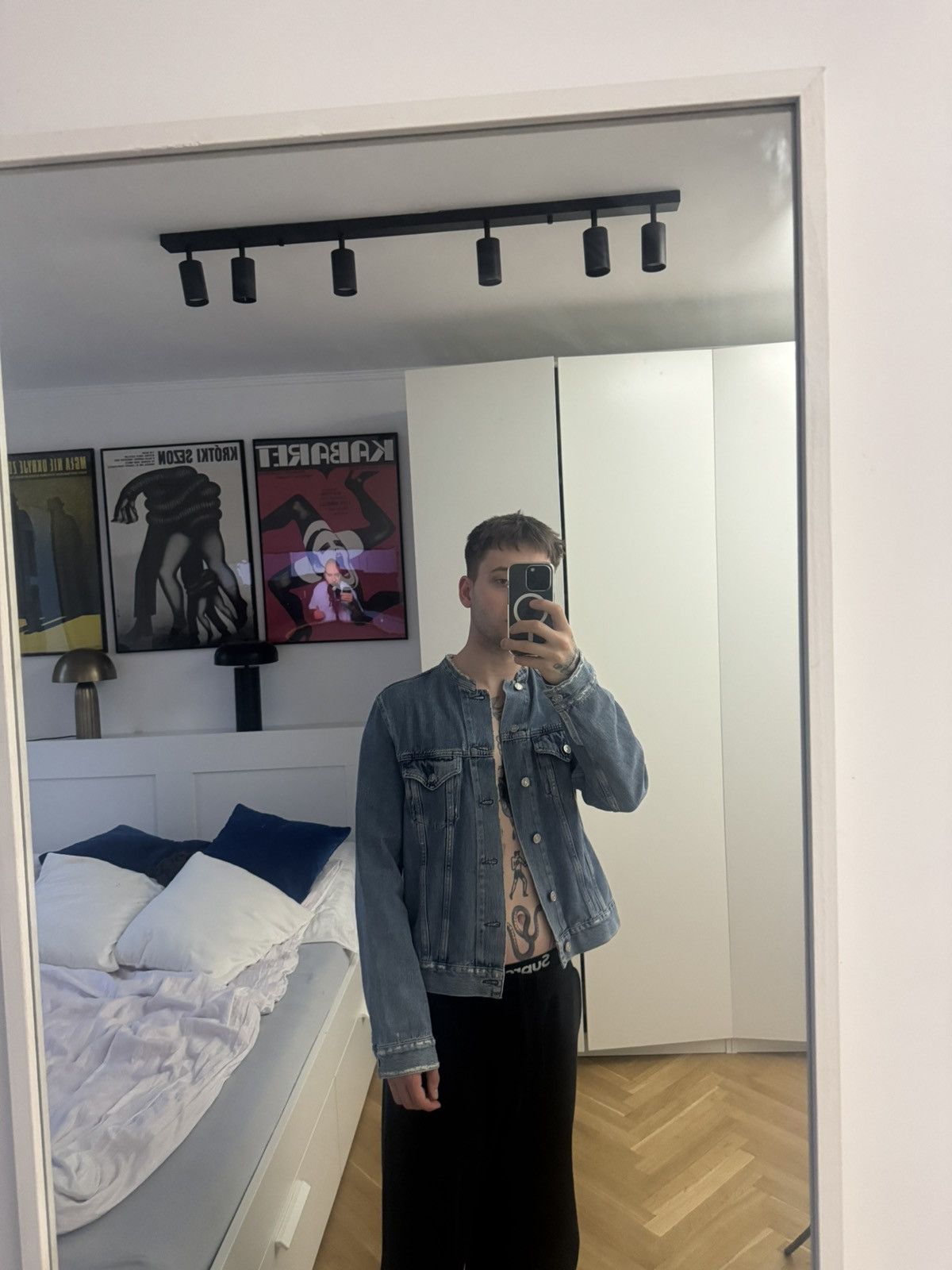 Acne Studios Acne Studios Who Ind Fray Denim Jacket Trucker Jeans Rare Size US M / EU 48-50 / 2 - 6 Thumbnail