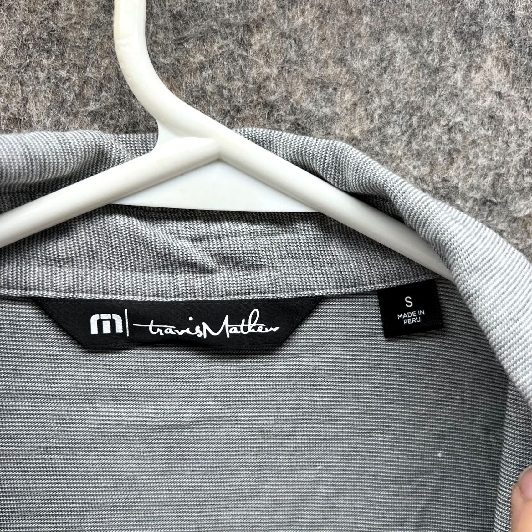 TravisMathew Travis Mathew Polo Shirt Men Small Gray Pima Cotton Pinstriped Golf Club Logo Shirt Mens Small Gray Pinstripe Golf Club Logo Size US S / EU 44-46 / 1 - 7 Thumbnail