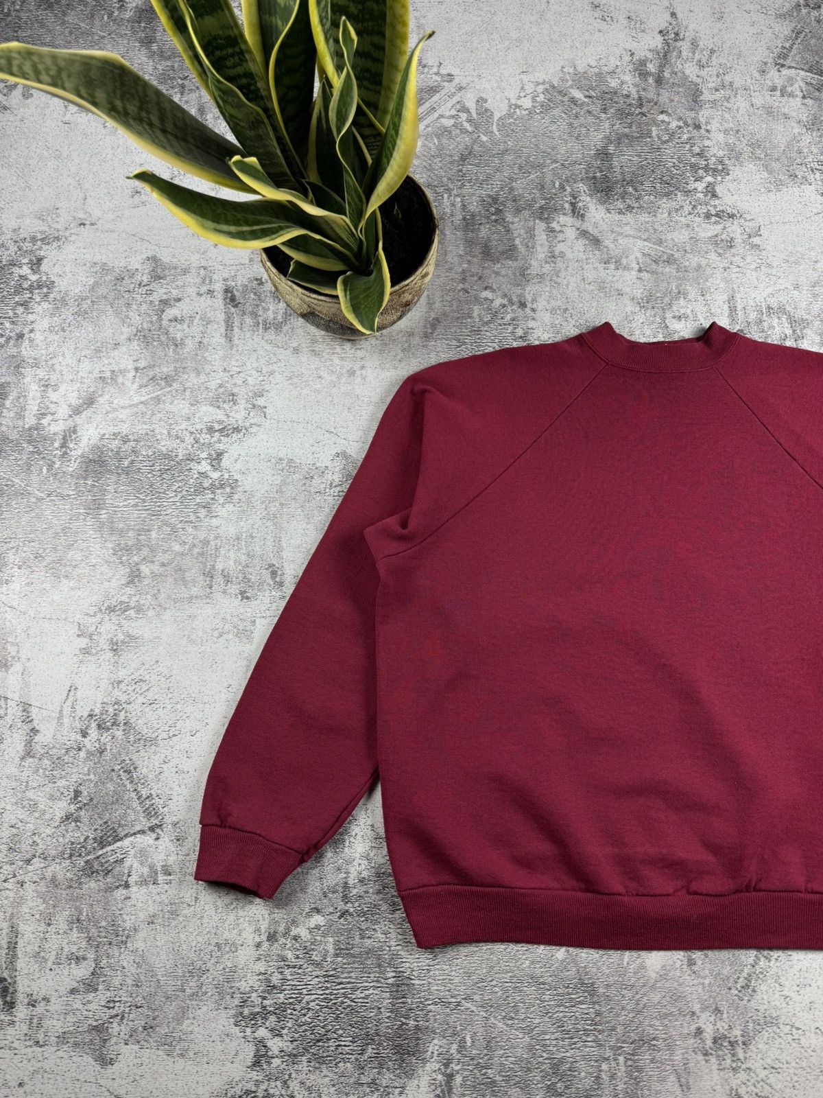 Hanes Vintage HANES Activewear Red Sportswear USA Blank 90s Hoodie Sweatshirt Pullover Size US XL / EU 56 / 4 - 2 Thumbnail
