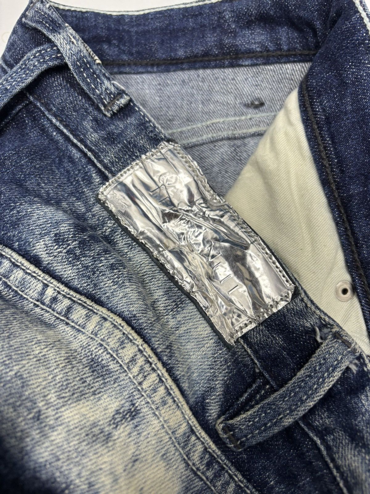 Le Grande Bleu (L.G.B.) ACID WASH LGB NUMBER NINE STYLE TERRA NULL DISTRESSED DENIM Size US 31 - 12 Thumbnail
