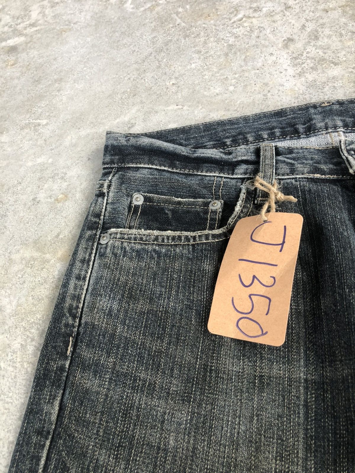 If Six Was Nine Japanese Uniqlo Flared Jeans Broken Denim Distressed Size US 32 / EU 48 - 14 Thumbnail