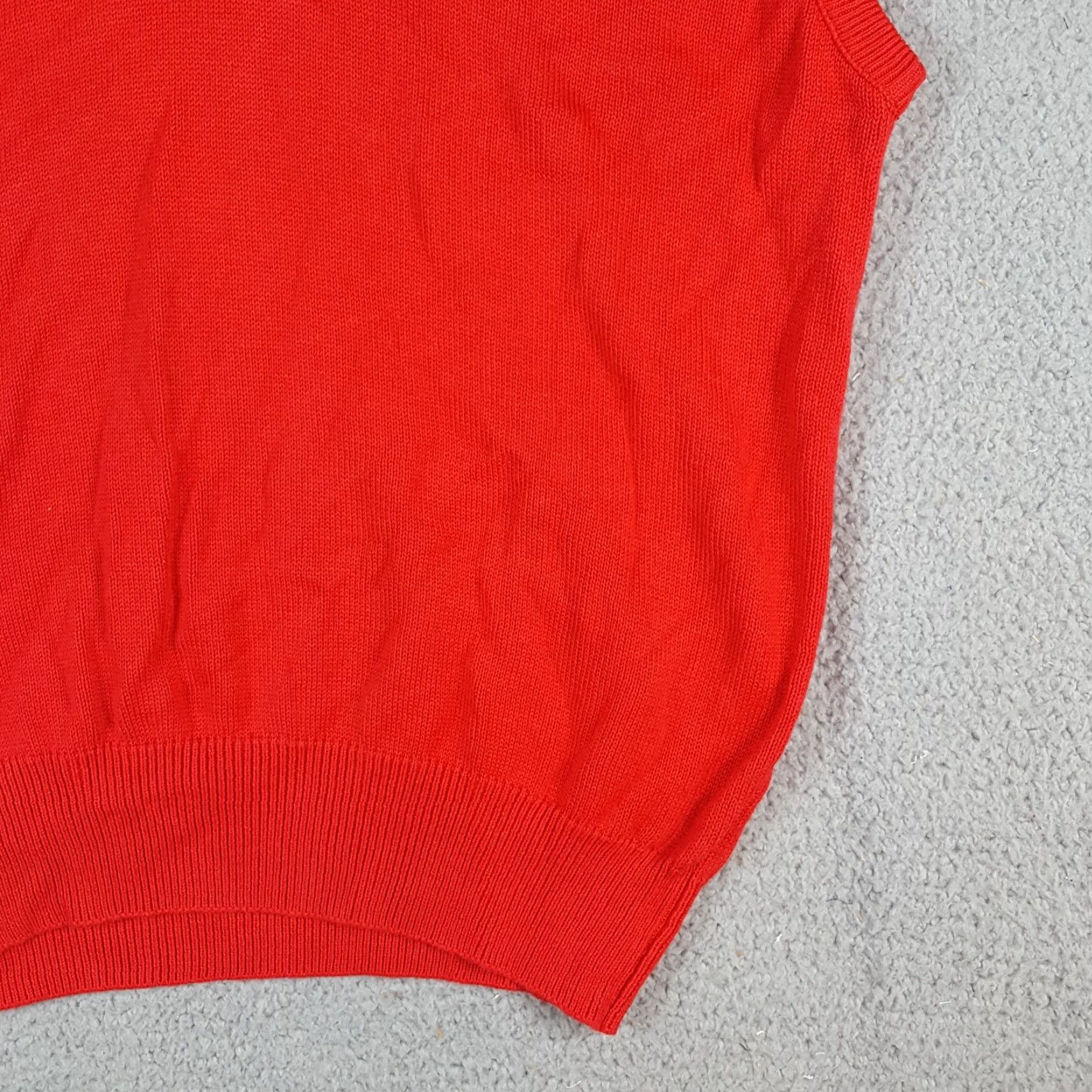 Vintage VINTAGE 80s Red Tight Knit Preppy V Neck Men's Size XL USA Made Pullover Sweater Vintage Size US XL / EU 56 / 4 - 3 Thumbnail