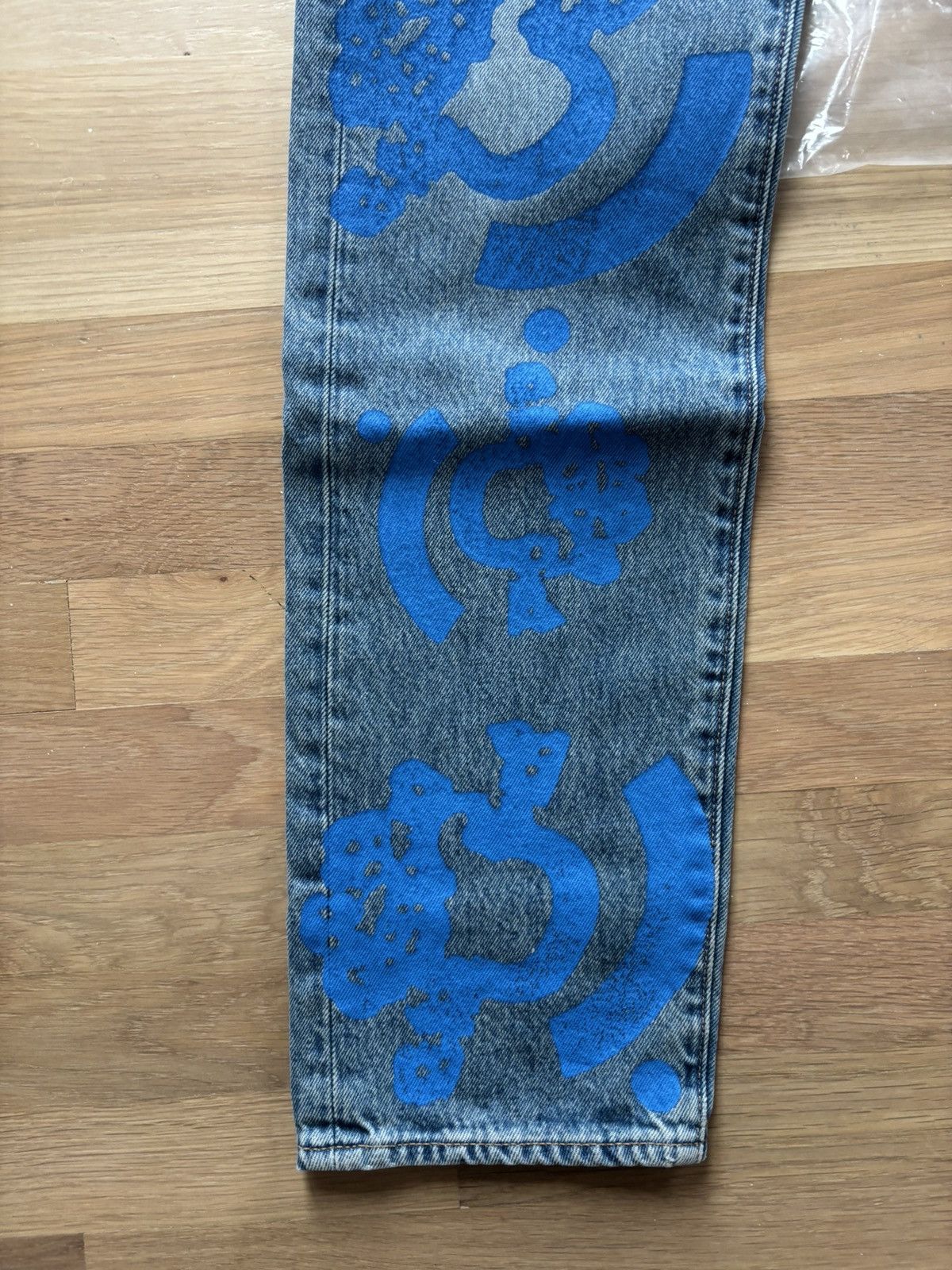 DENIM TEARS Denim Tears Bstroy Tears Lightwash Blue/Pink Jeans 30x32 Size US 30 / EU 46 - 5 Thumbnail