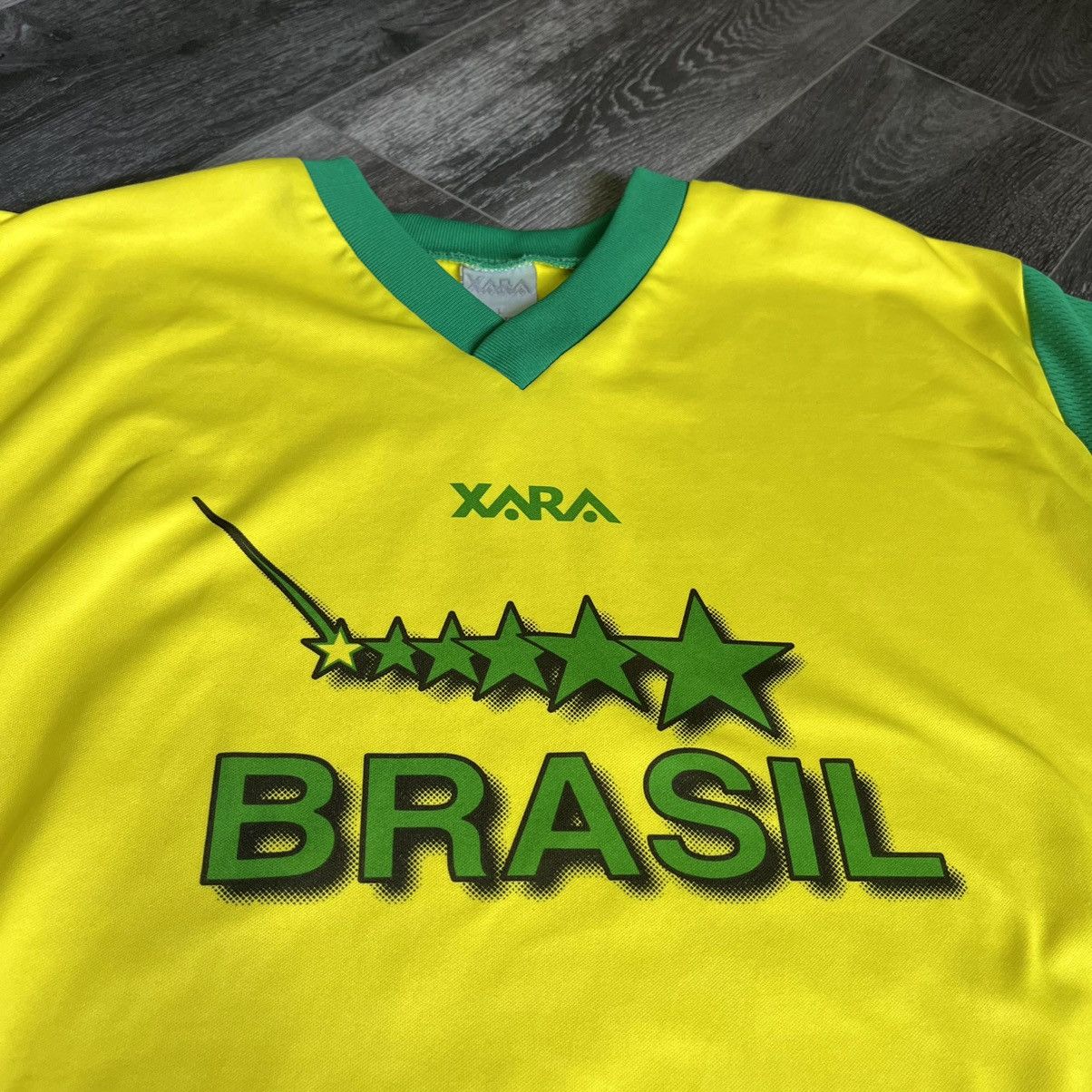 Vintage Vintage 2000s Xara Brazil Star Contrast Logo Soccer Jersey ...