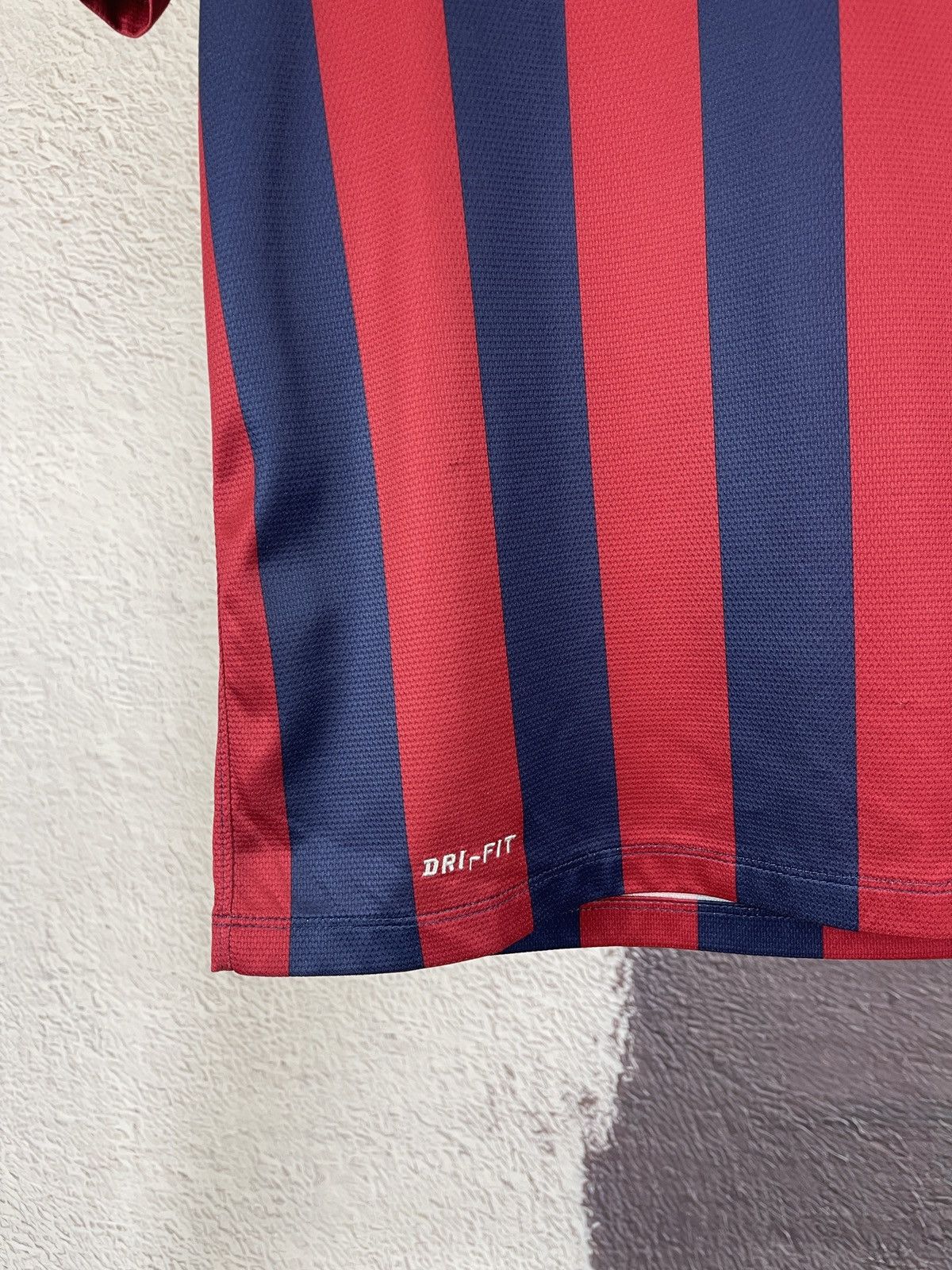 Nike Nike BARCELONA 2013 2014 Home Football Shirt Soccer Jersey Size US S / EU 44-46 / 1 - 7 Thumbnail