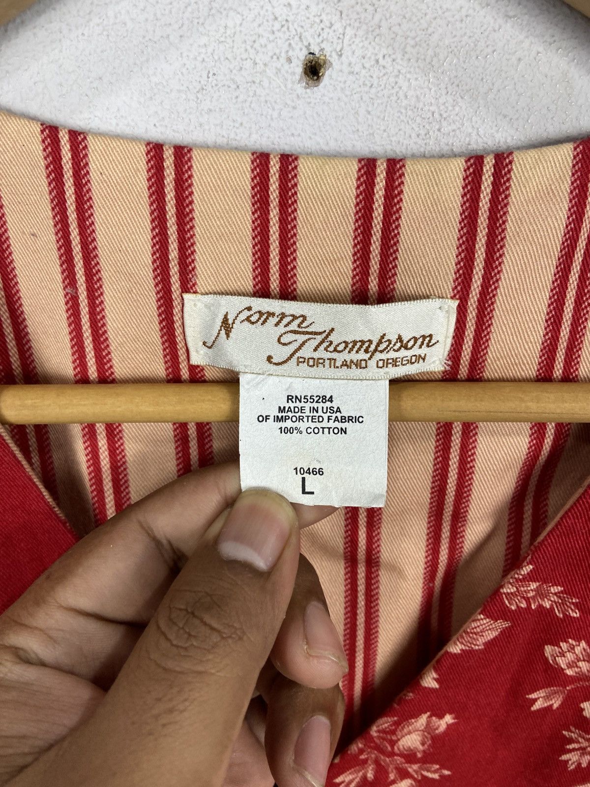 Norm Thompson × Other × Vintage VINTAGE NORM THOMPSON FLORAL VEST Size US L / EU 52-54 / 3 - 5 Thumbnail