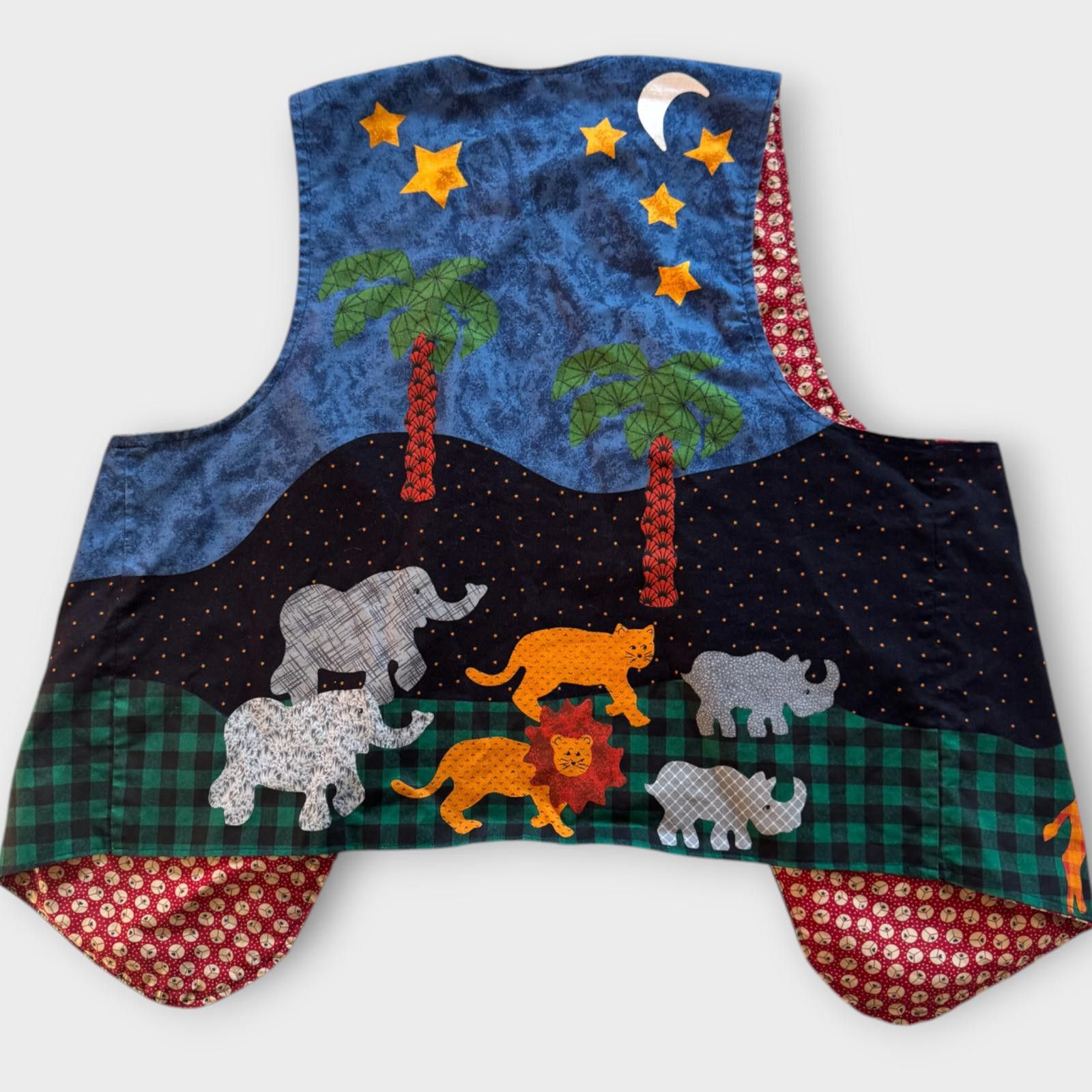 Handmade Vintage Noahs Ark Vest Handmade Peace Signs XL Grandmacore Size XL / US 12-14 / IT 48-50 - 2 Thumbnail