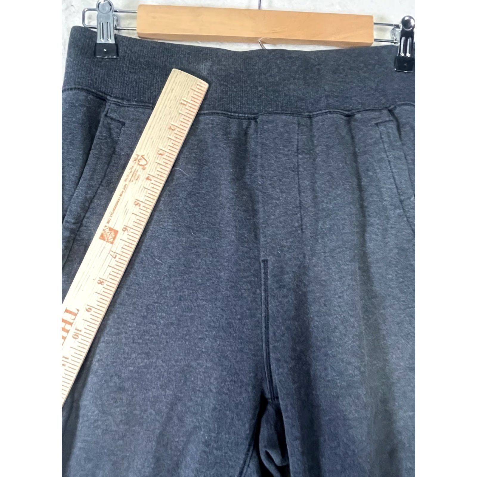 Lululemon Lululemon Jogger Sweatpants Pants Activewear Men S Size Small Gray Dark Size US 29 - 7 Thumbnail