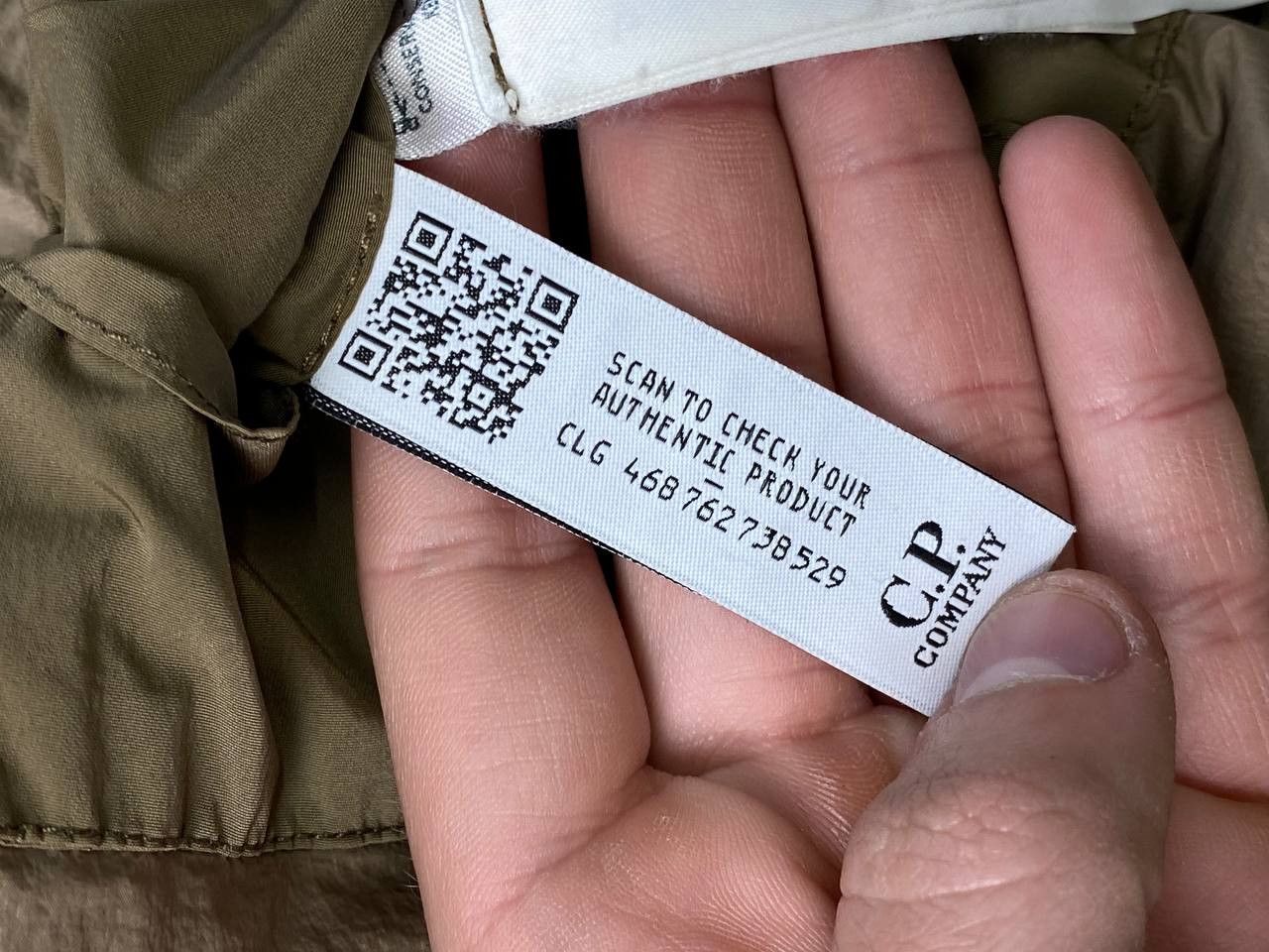 C.P. Company C.P. Company Nycra-R Down Jacket Men Size 54 Beige Size US L / EU 52-54 / 3 - 17 Thumbnail