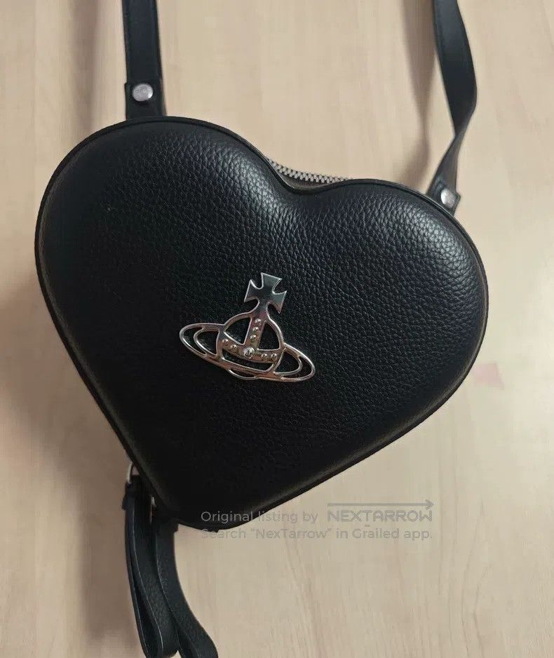 Vivienne Westwood Vivienne Westwood size os Heart-Shaped Backpack, Size ONE SIZE - 1 Thumbnail