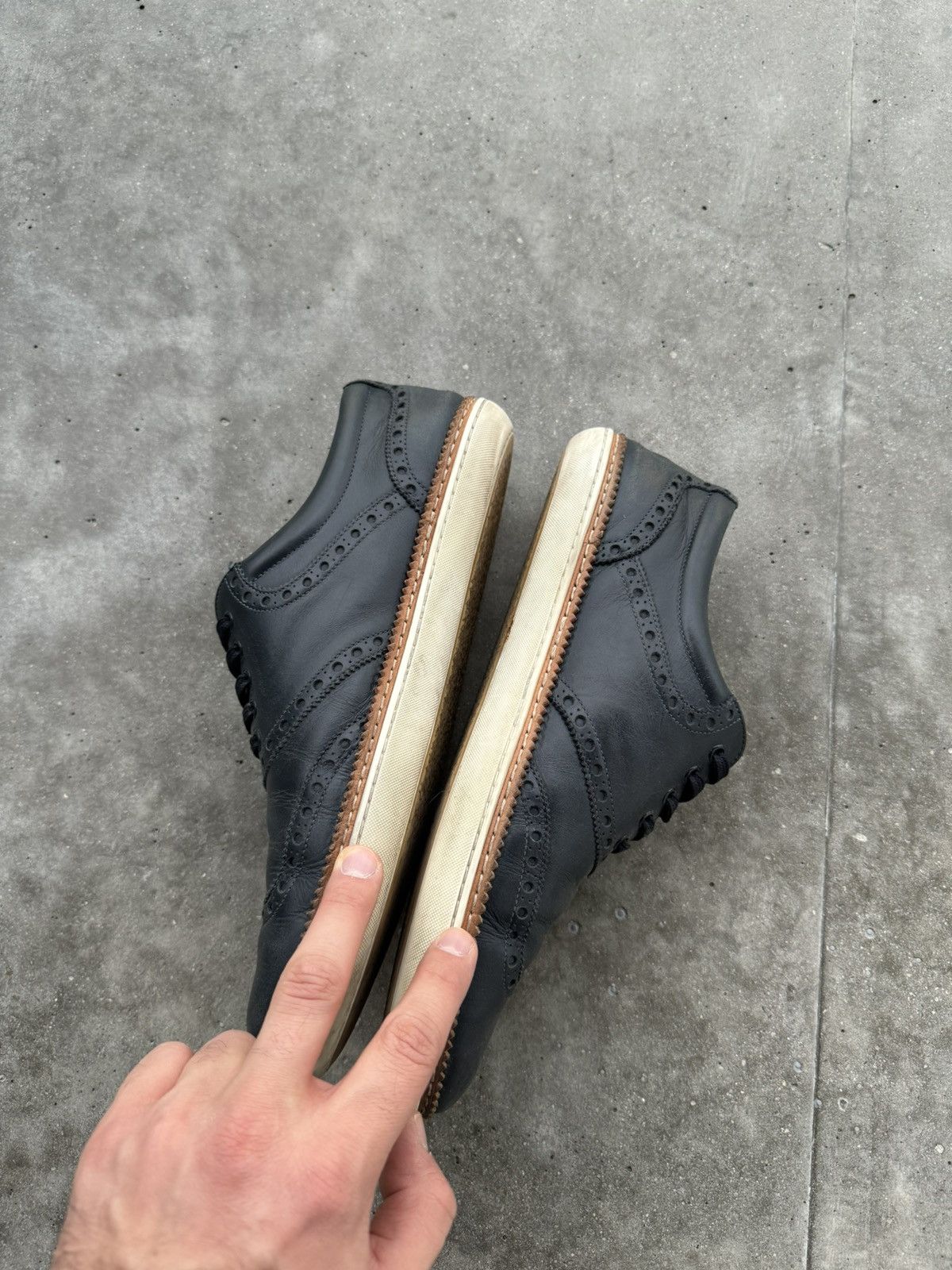 Designer × Louis Vuitton × Vintage Louis Vuitton Brogue Leather Oxford Lace Up Sneakers Size US 9 / EU 42 - 3 Thumbnail