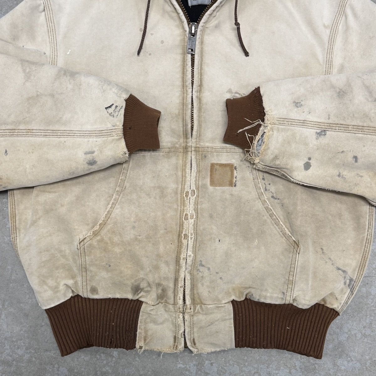Carhartt Vintage Carhartt Jacket Thrashed Faded Size US S / EU 44-46 / 1 - 5 Thumbnail