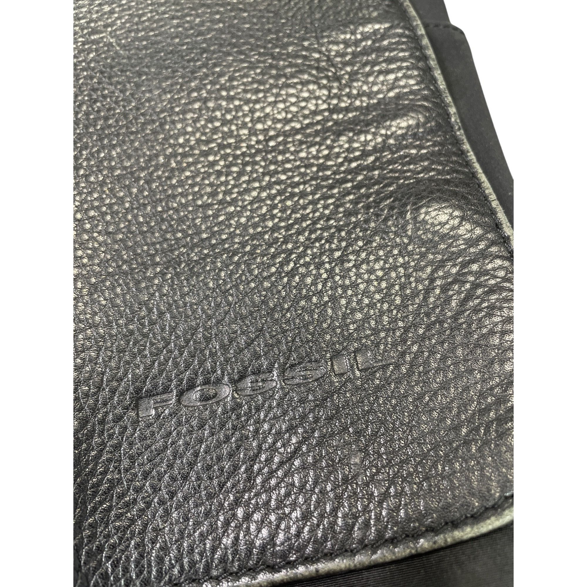 Fossil Fossil womans Black Leather Crossbody Messenger bag SKU 903 Size ONE SIZE - 2 Thumbnail