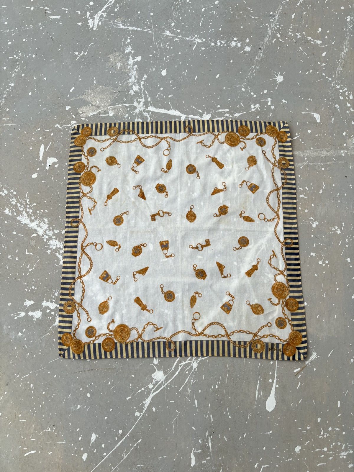 Fendi Authentic Fendi Vintage Chain & Medallion Print Silk Scarf” Size ONE SIZE - 2 Thumbnail