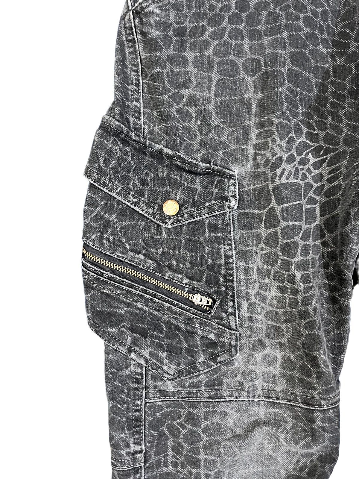 Japanese Brand × Temple Of Jawnz Vintage Jawin SnakeSkin Cargo Denim Size US 32 / EU 48 - 4 Thumbnail