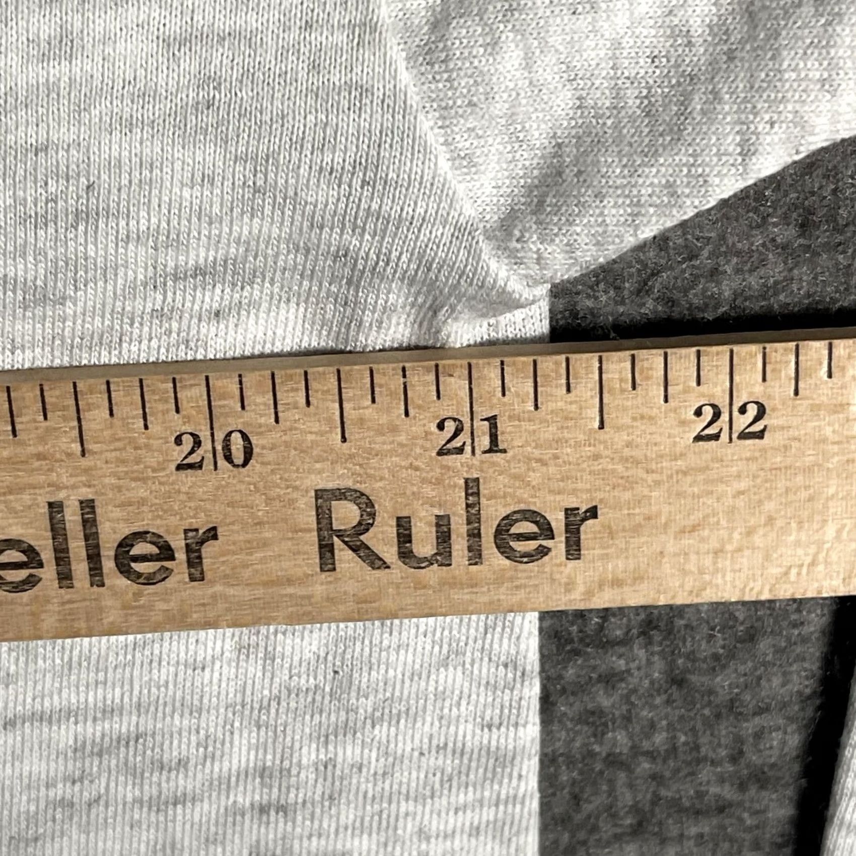 Guess VINTAGE Guess Jeans Shirt Mens Large Gray Logo Long Sleeve Made USA 90s Size US L / EU 52-54 / 3 - 7 Thumbnail