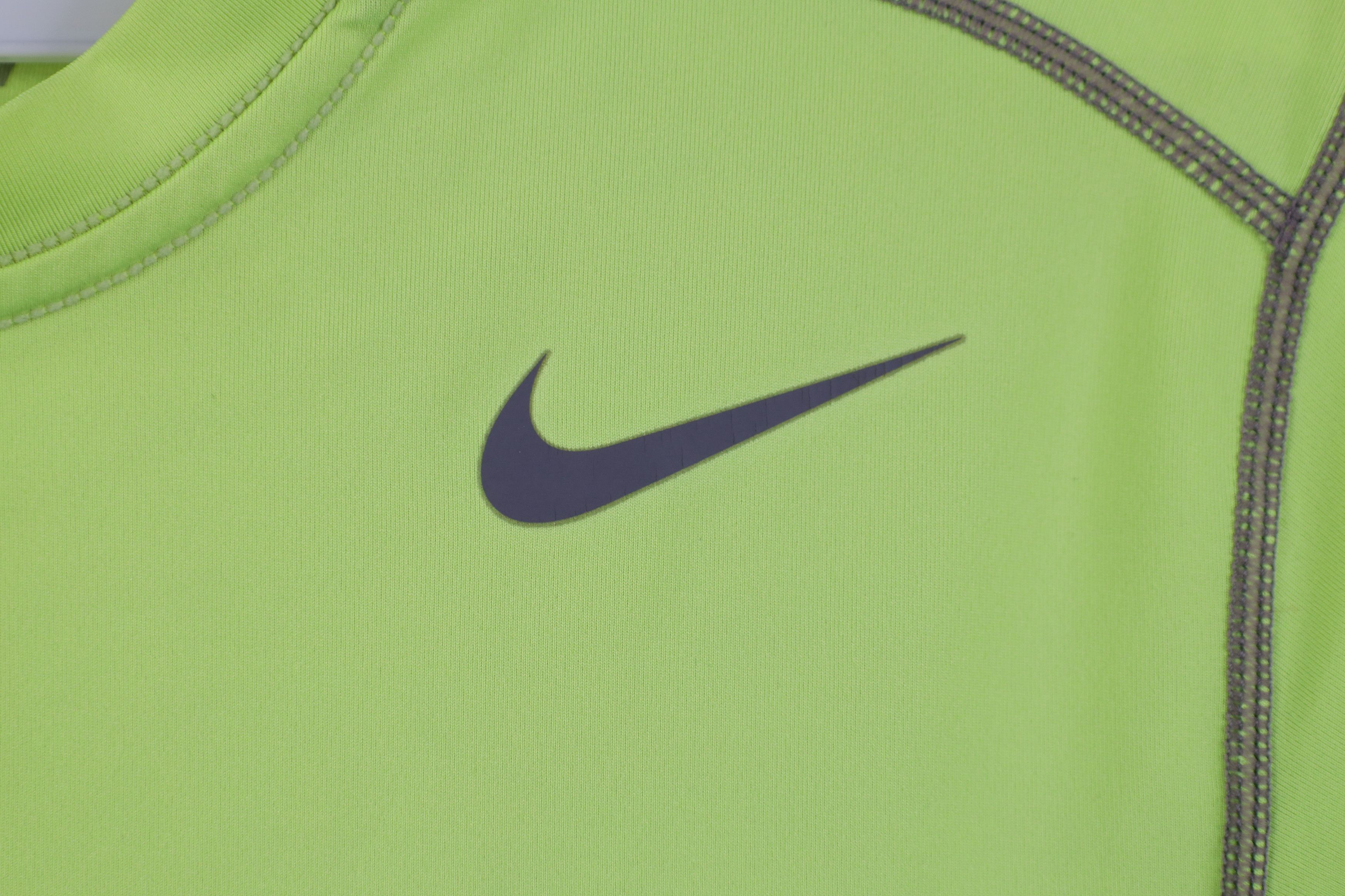 Nike Nike Pro Combat Training Short Sleeve T-Shirt Volt Yellow Size US S / EU 44-46 / 1 - 4 Thumbnail
