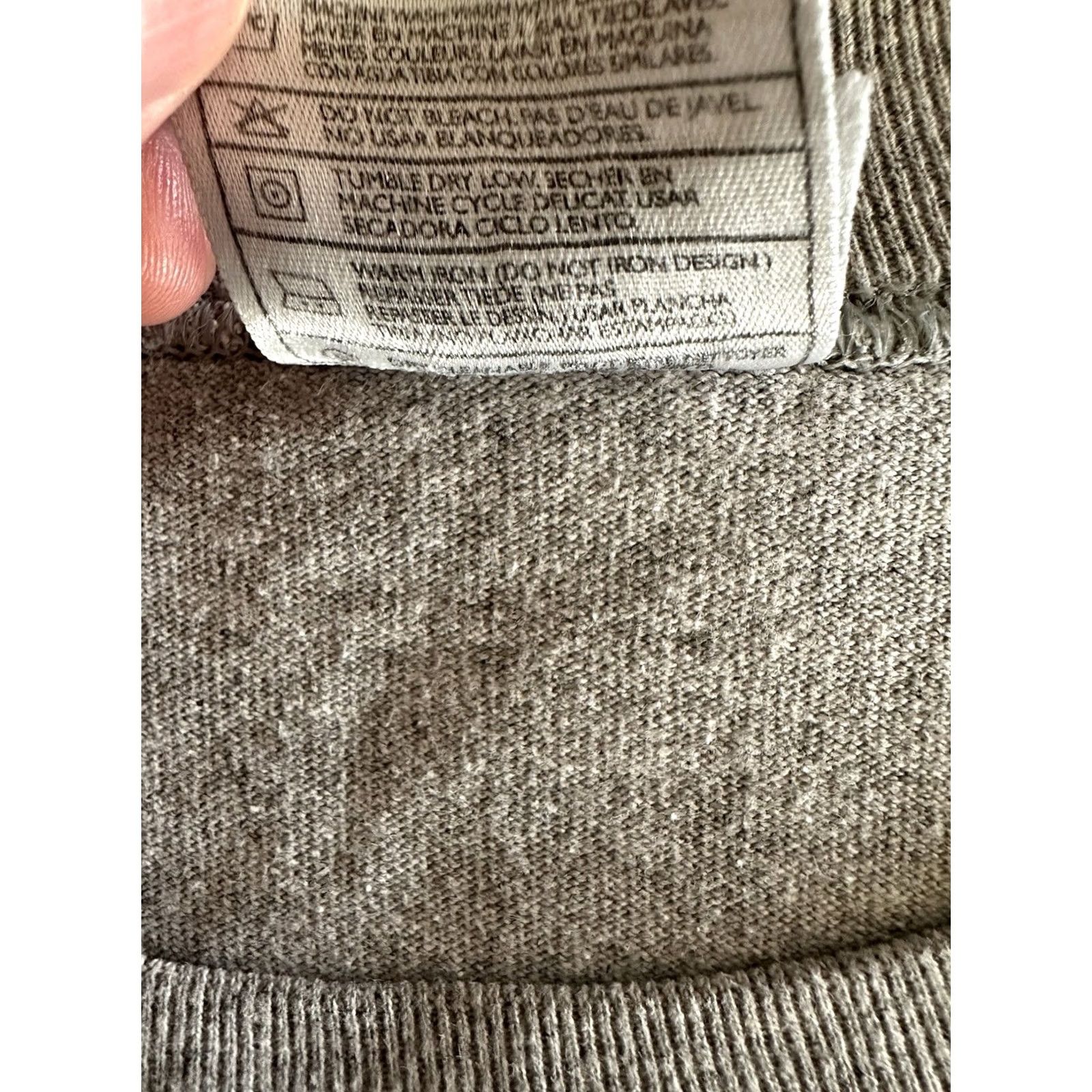 Nike VINTAGE Nike Gray Swoosh Tank Top Mens XXL Made In USA Embroidered Swoosh 90s Size US XL / EU 56 / 4 - 5 Thumbnail