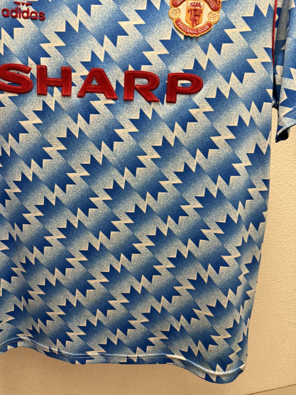Adidas Manchester United adidas vintage soccer jersey L sharp Size US L / EU 52-54 / 3 - 4 Thumbnail