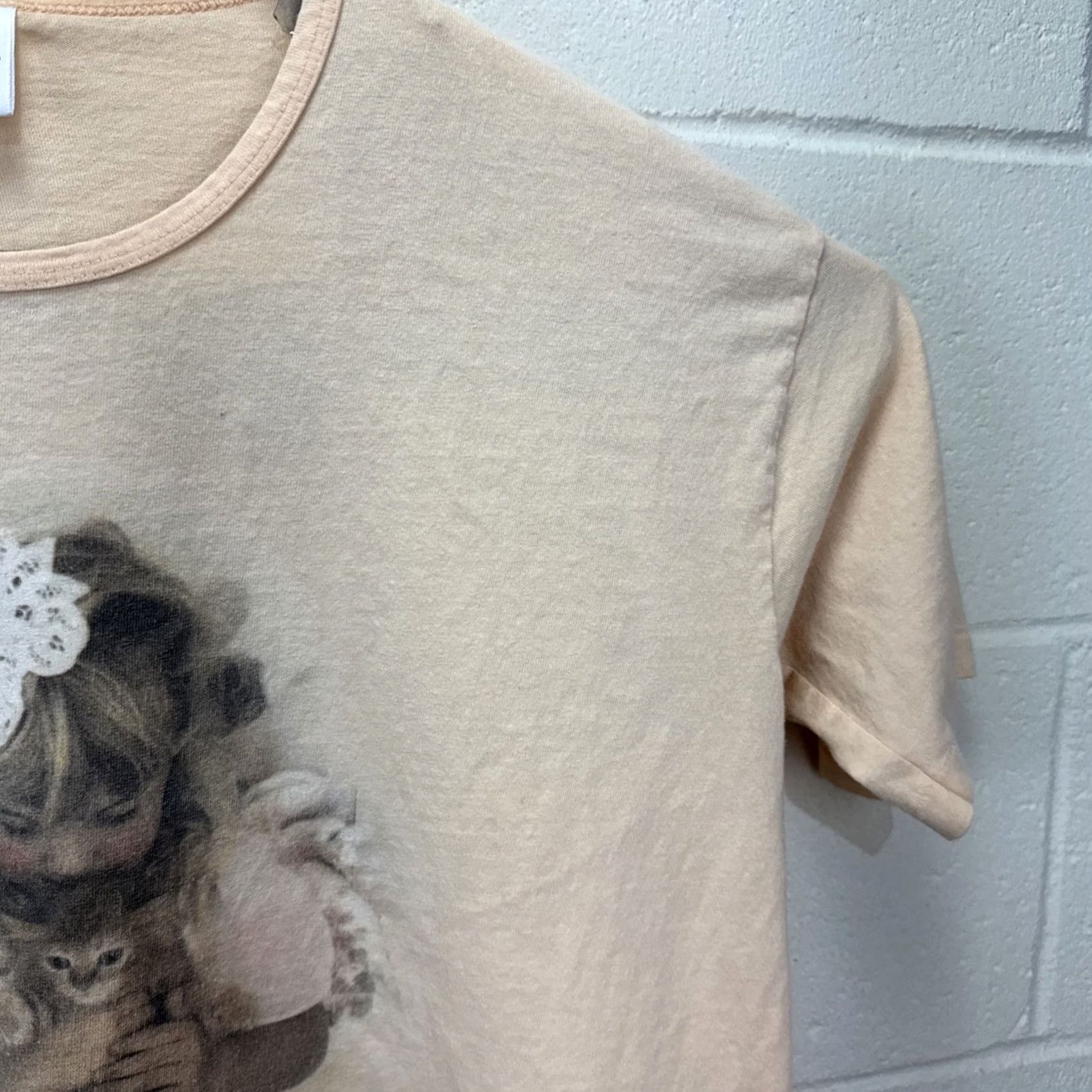 Anvil VINTAGE Kathleen Francour T Shirt Art Tee Women's XL Kitten Girl Peach Cat Flower Graphic Print Anvil Daisy Size XL / US 12-14 / IT 48-50 - 7 Thumbnail