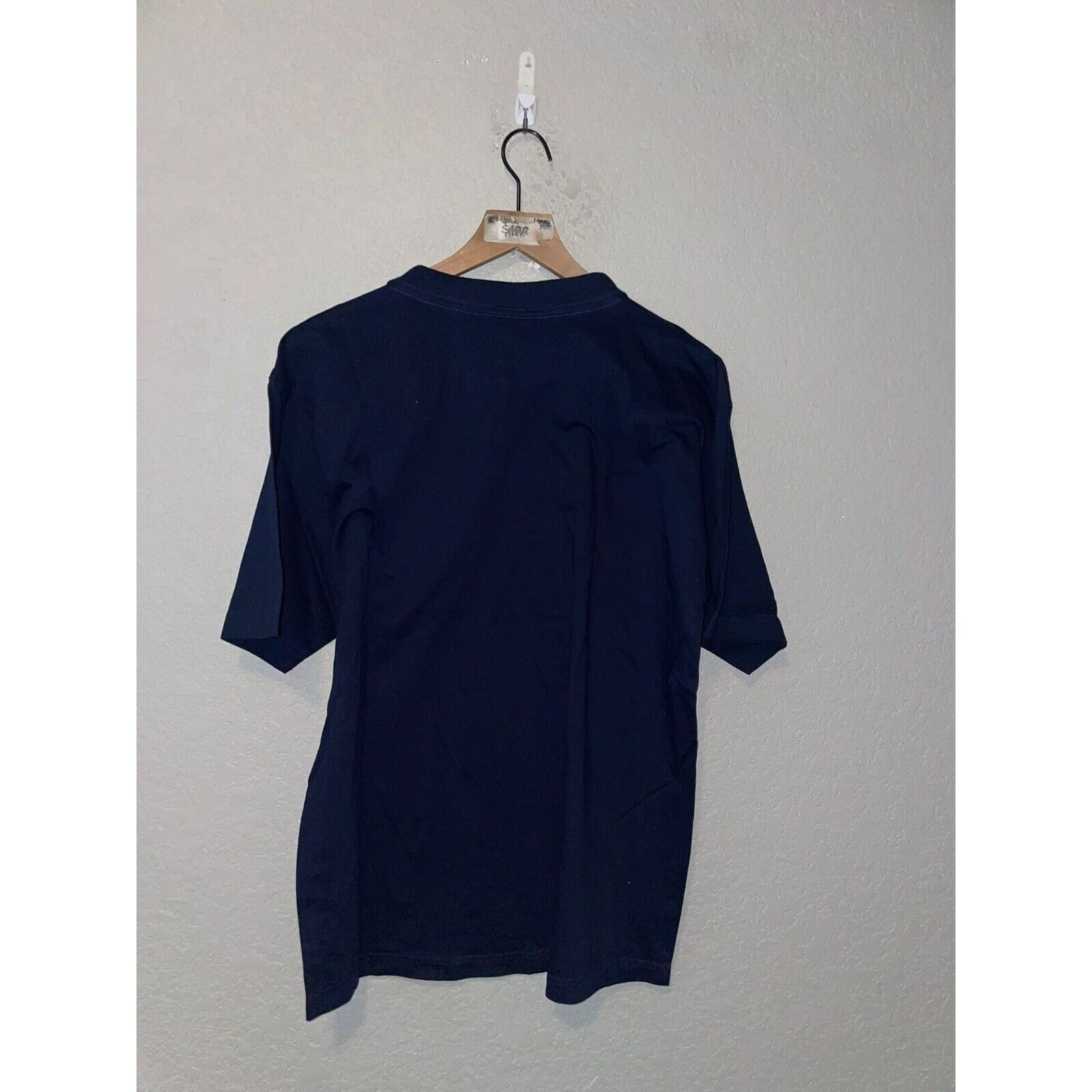 Disney Vintage Disney London Shirt The Store Blue Mickey Mouse Tee Size US L / EU 52-54 / 3 - 8 Thumbnail
