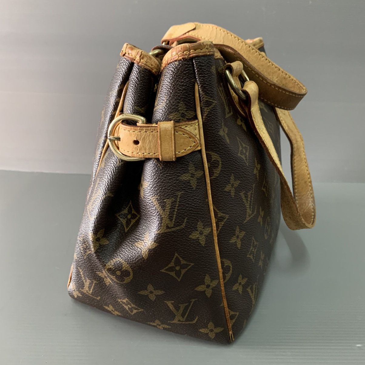 Louis Vuitton Louis Vuitton Monogram Batignolles Horizontal PM Handbag Size ONE SIZE - 4 Thumbnail