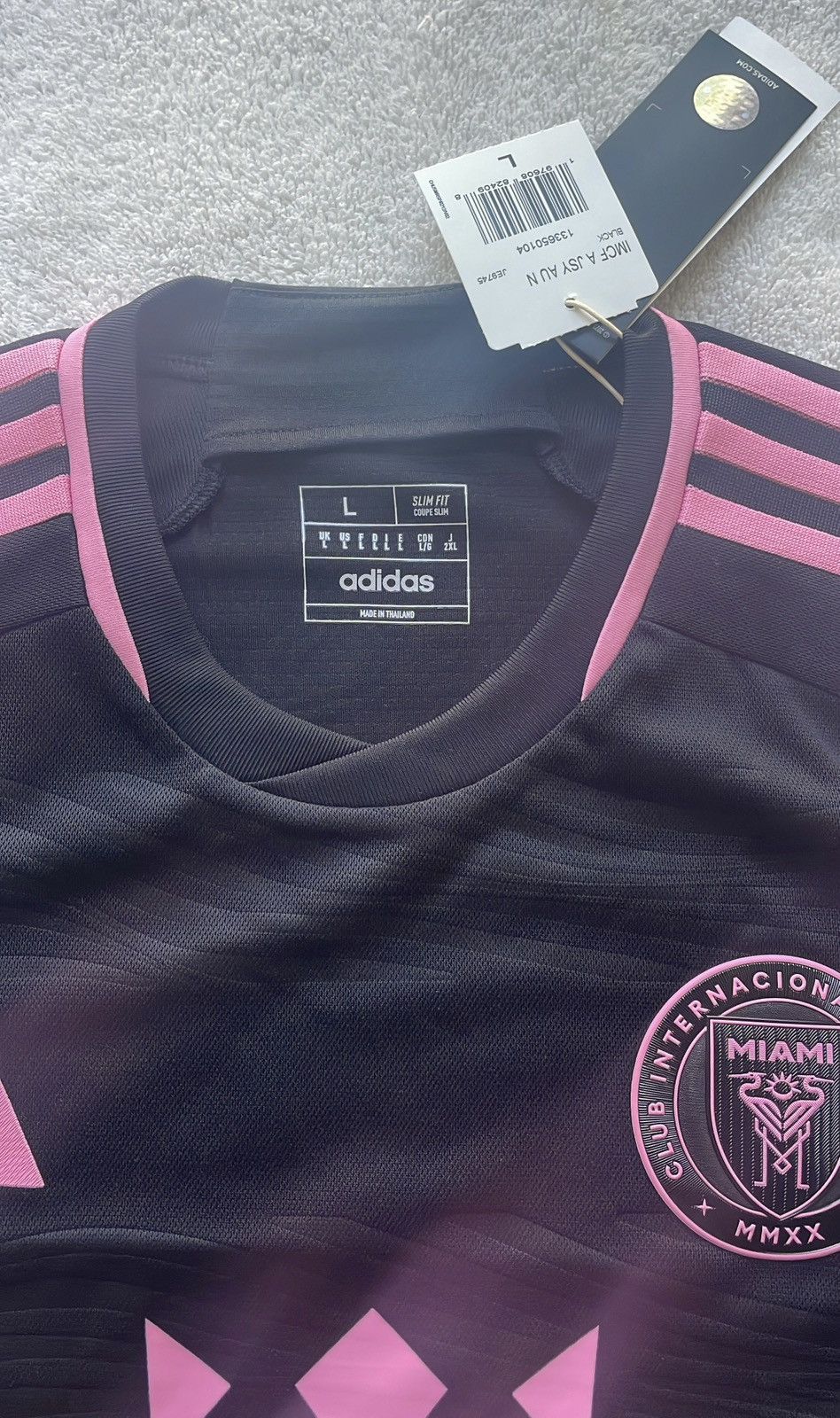 Adidas INTER MIAMI CF 23/24 AWAY AUTHENTIC MESSI JERSEY RARE SIZE Size US L / EU 52-54 / 3 - 5 Thumbnail