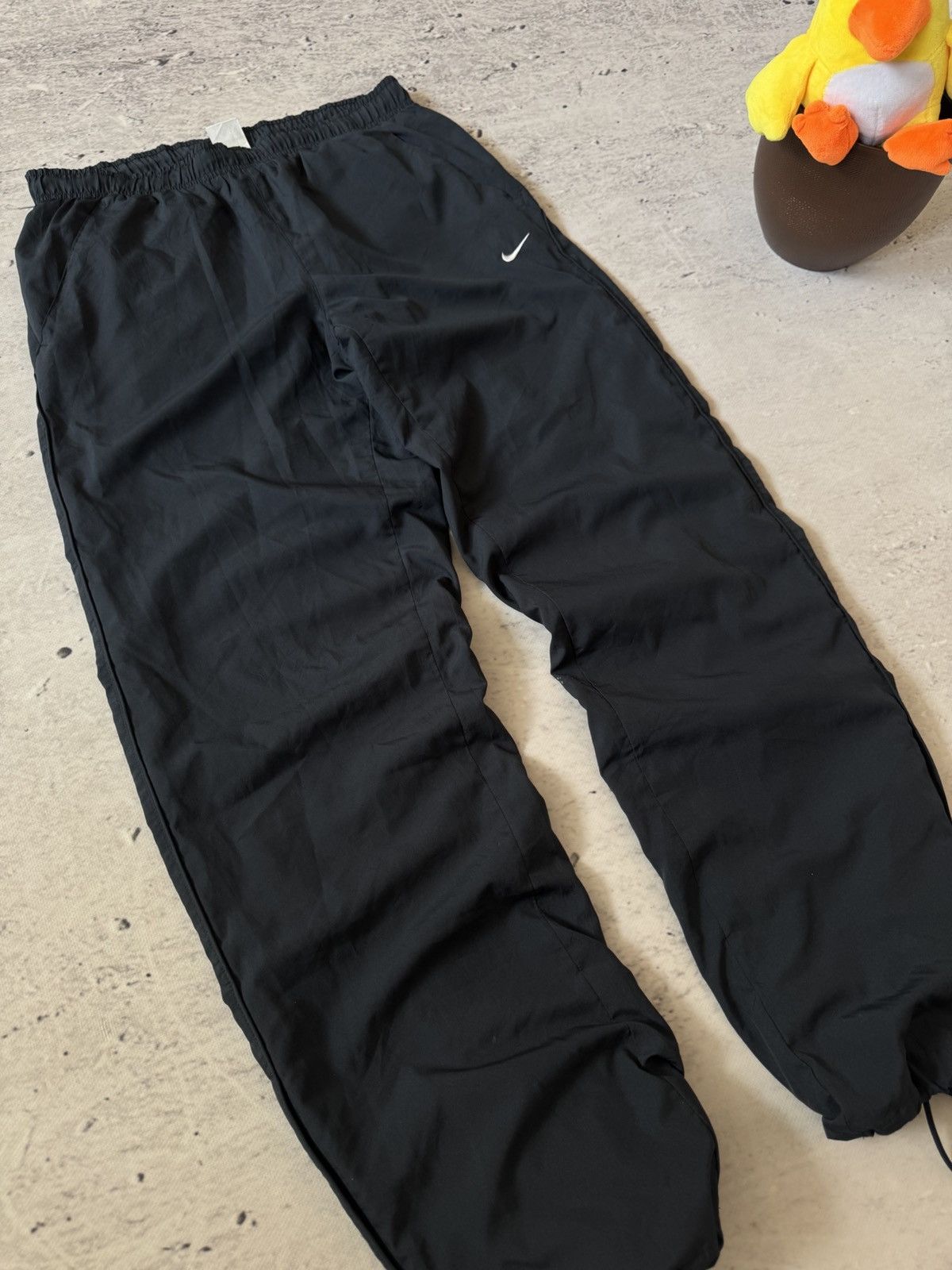 Nike × Vintage NIKE NYLON VINTAGE Y2K OVERSIZE BAGGY FIT PANTS SWEATPANTS Size US 32 / EU 48 - 2 Thumbnail