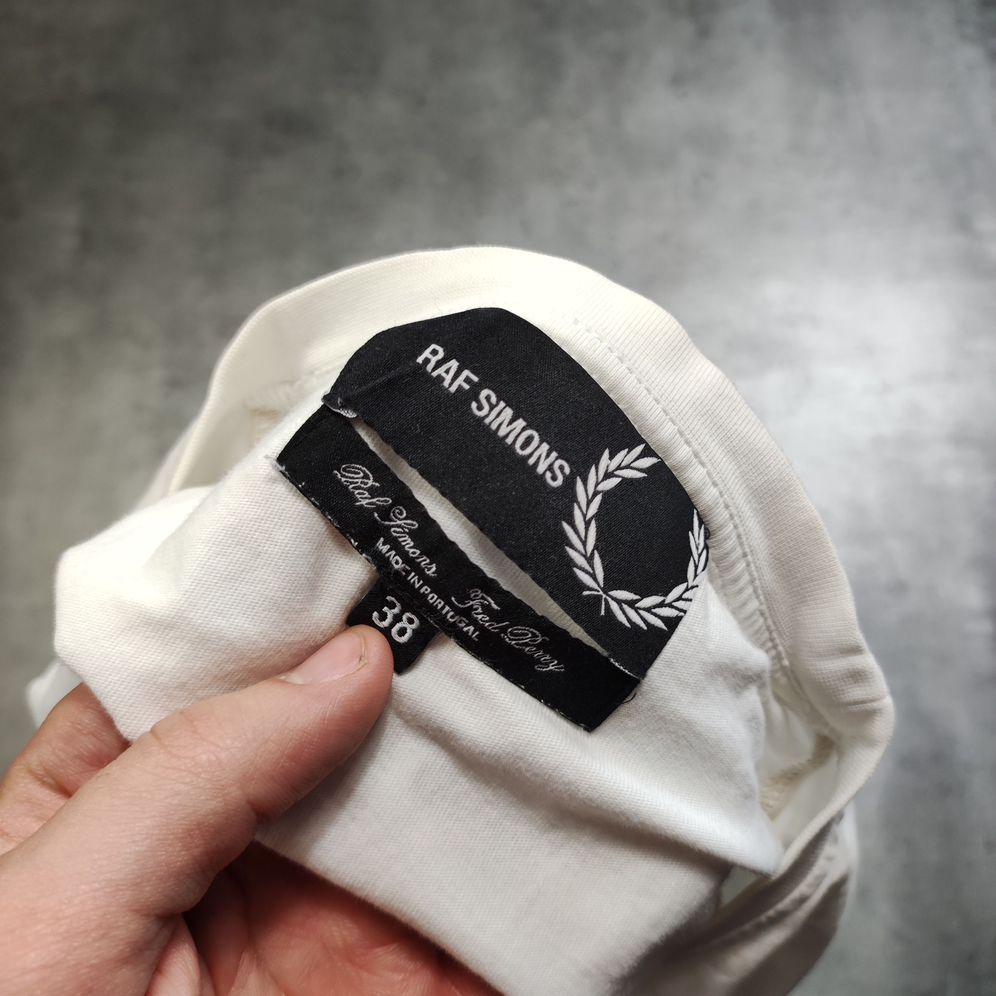 Fred Perry × Raf Simons RARE Fred Perry x Raf Simons White Logo Classic Tshirt Size US M / EU 48-50 / 2 - 7 Thumbnail