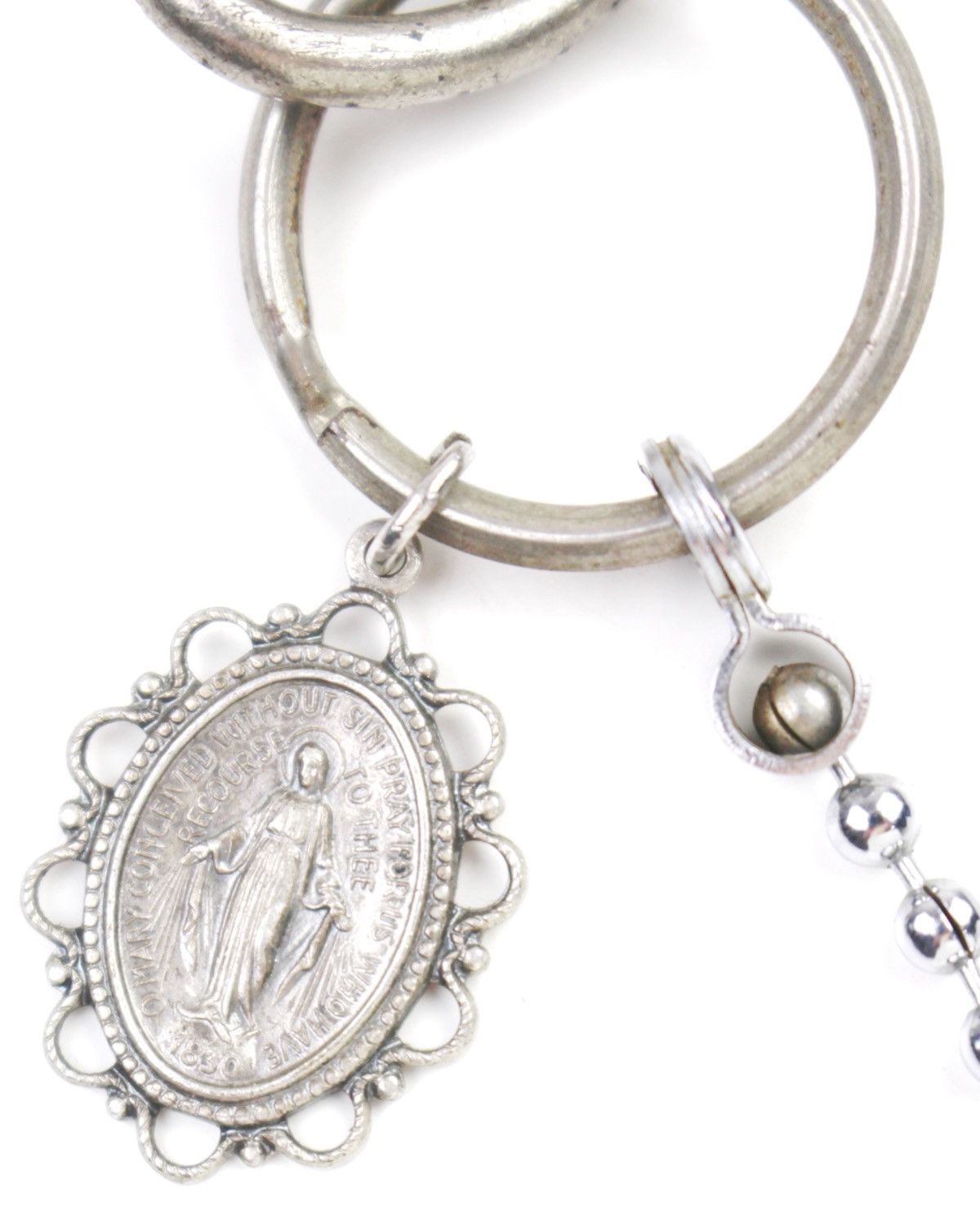 Vintage 1990S JAPANESE MADE SILVER TONE KEYCHAIN RELIGIOUS MEDAL Size ONE SIZE - 2 Thumbnail